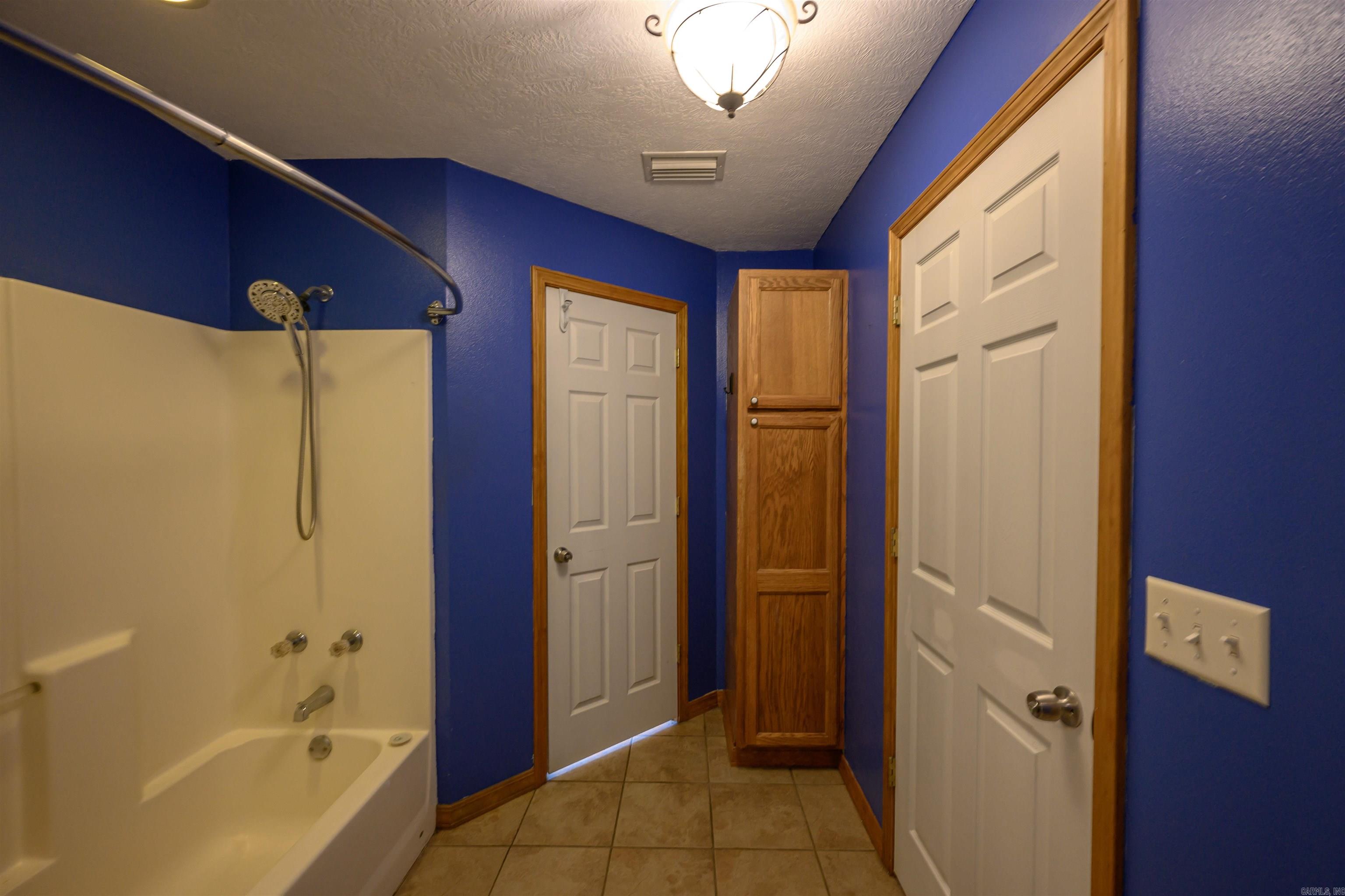 Newark M&B - Residential