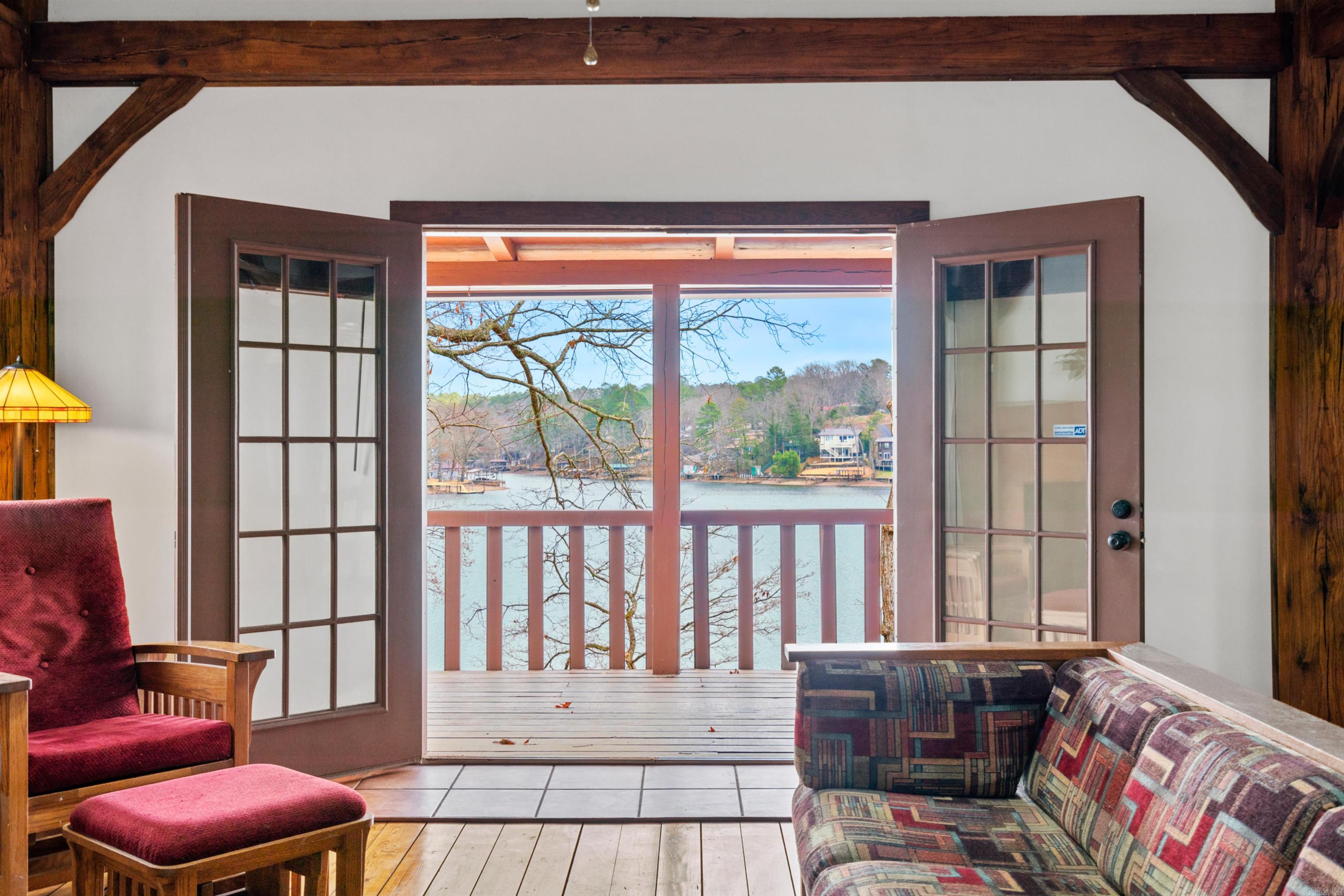 Foizies #4 - Residential