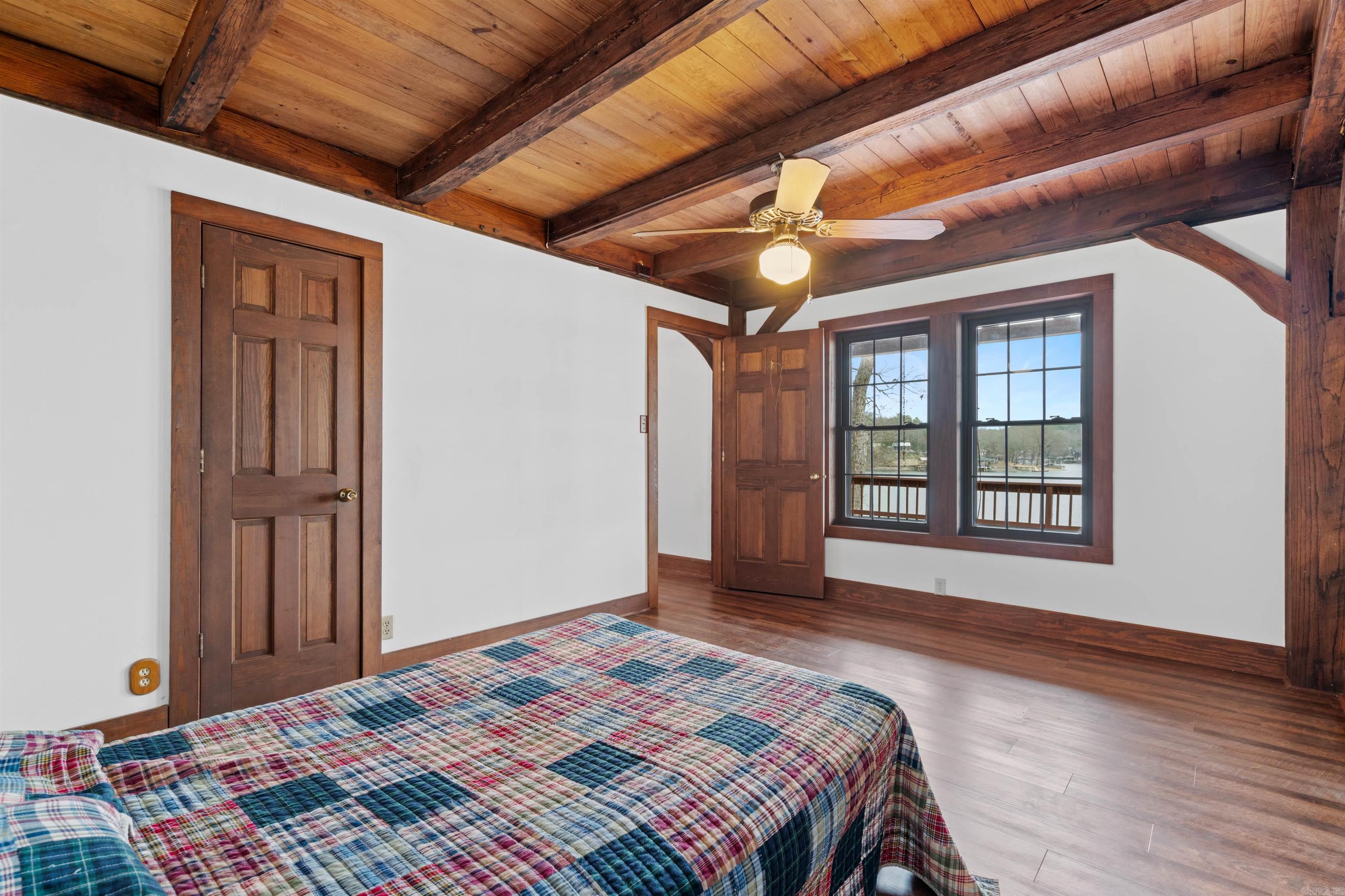 Foizies #4 - Residential