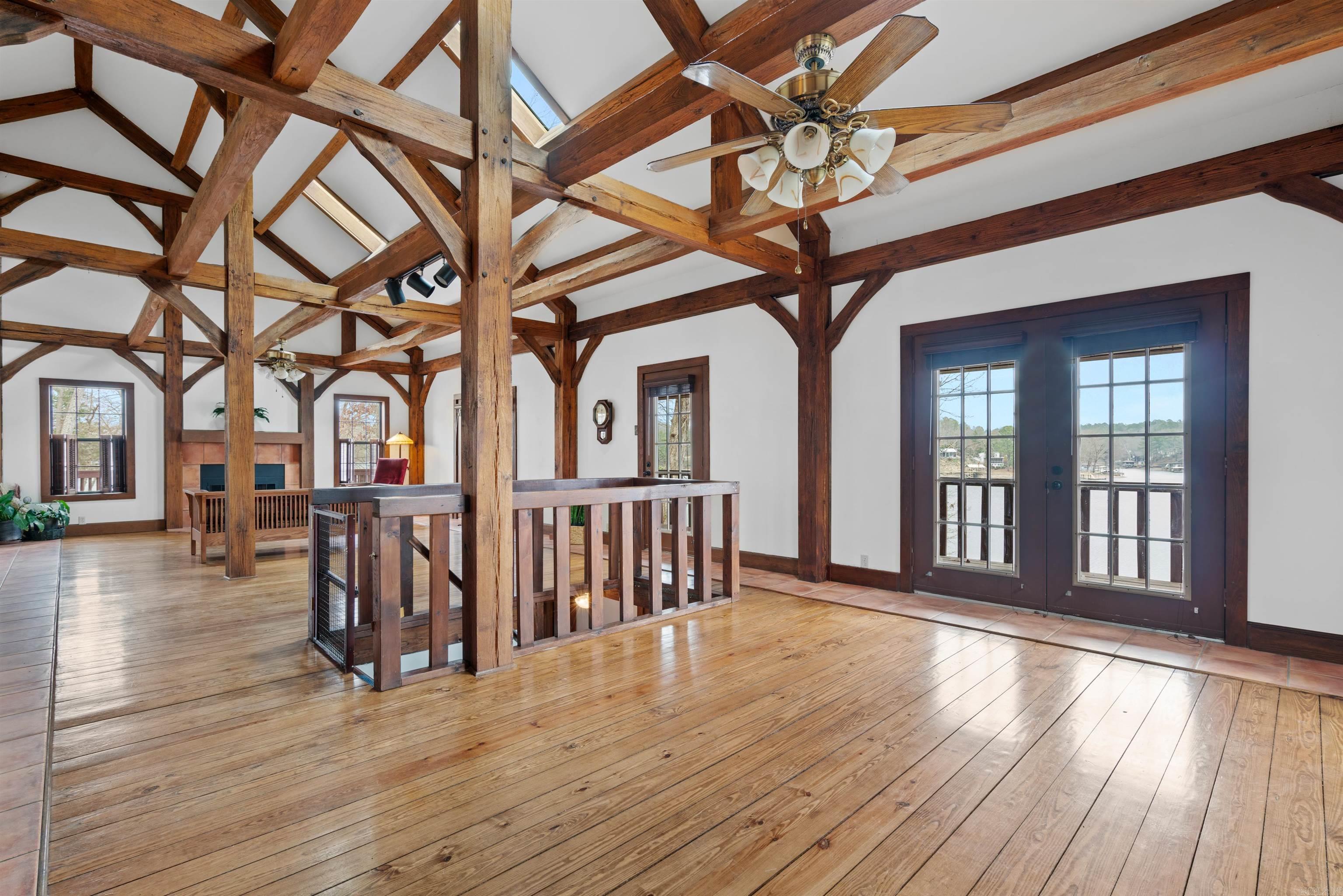 Foizies #4 - Residential