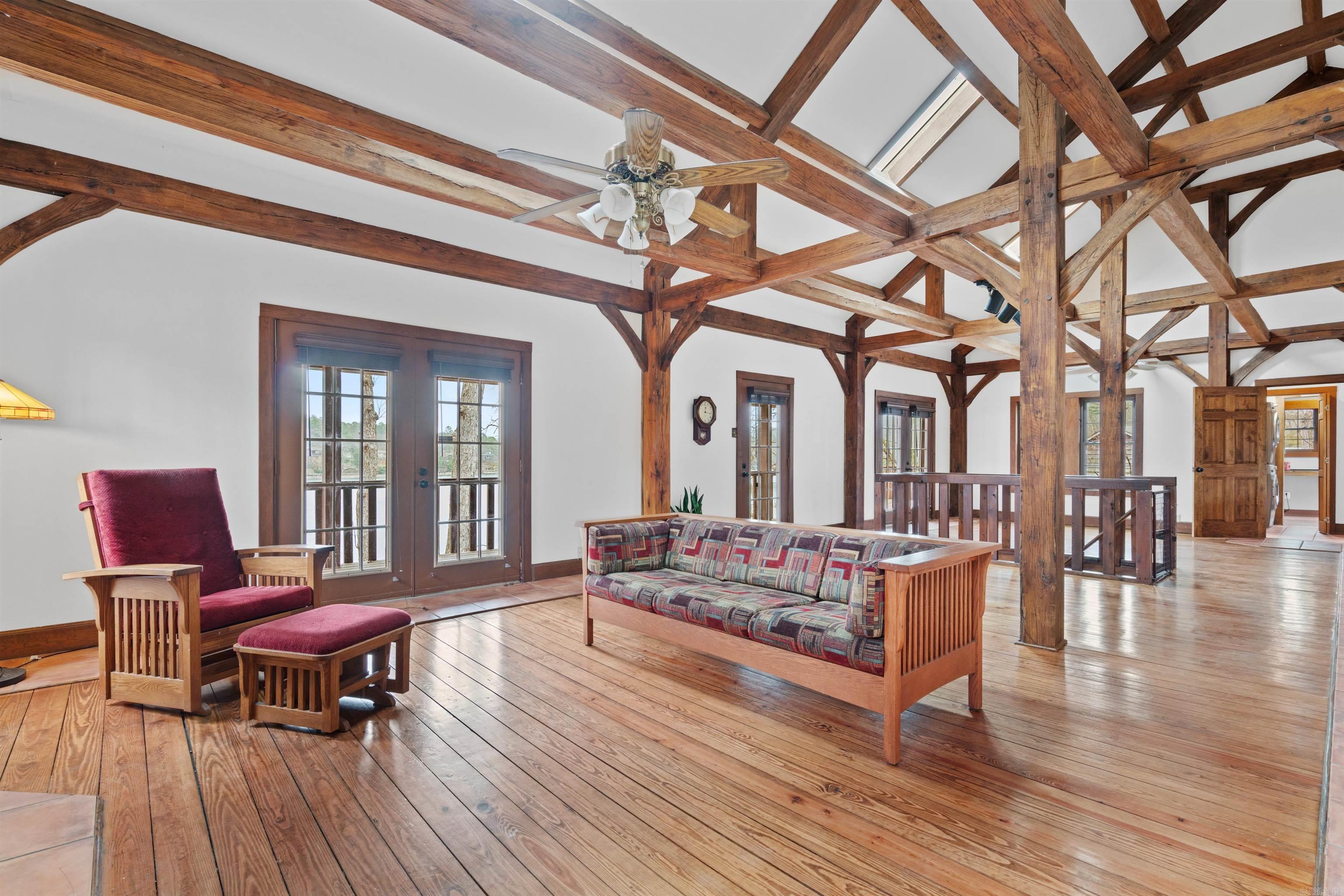 Foizies #4 - Residential