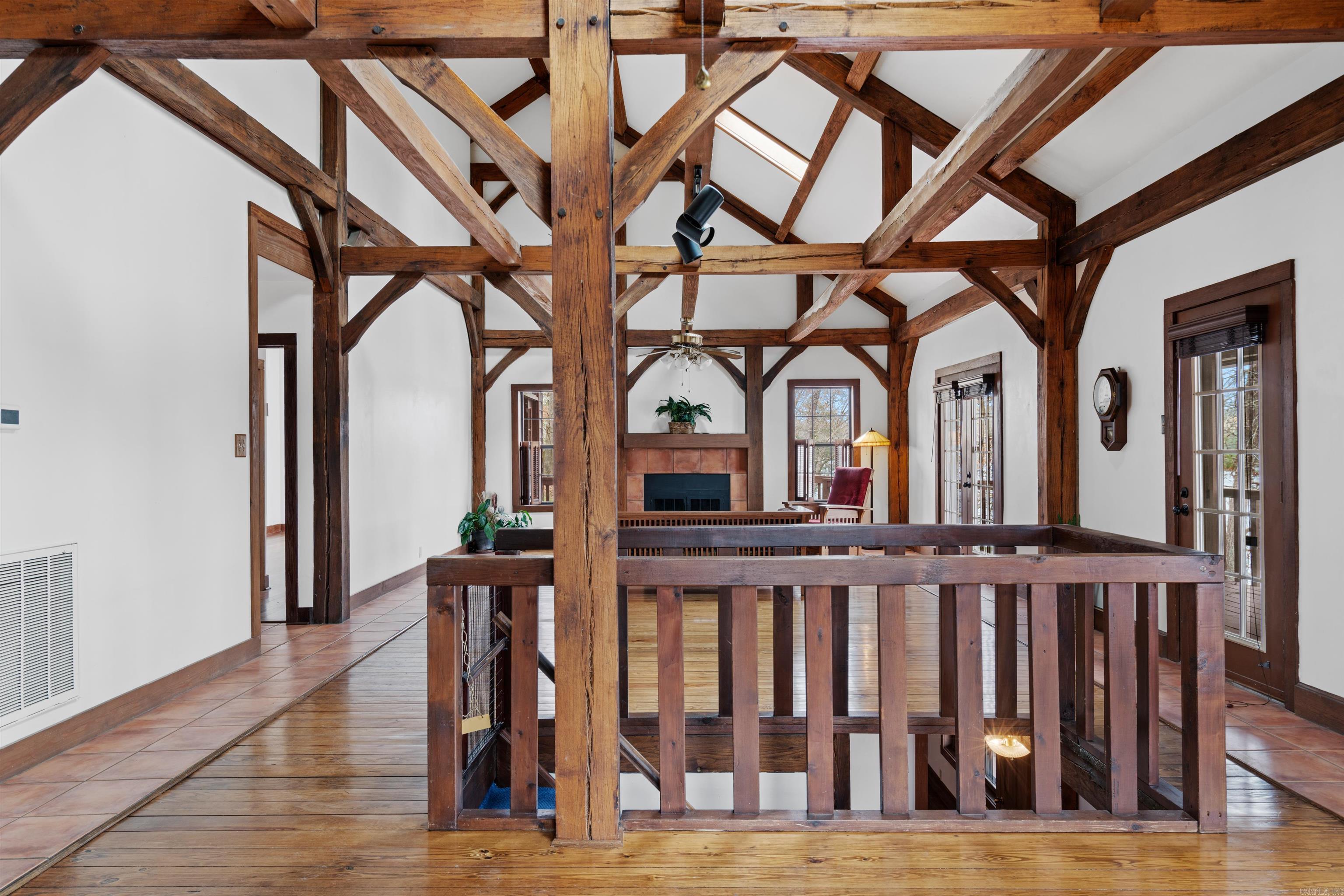 Foizies #4 - Residential