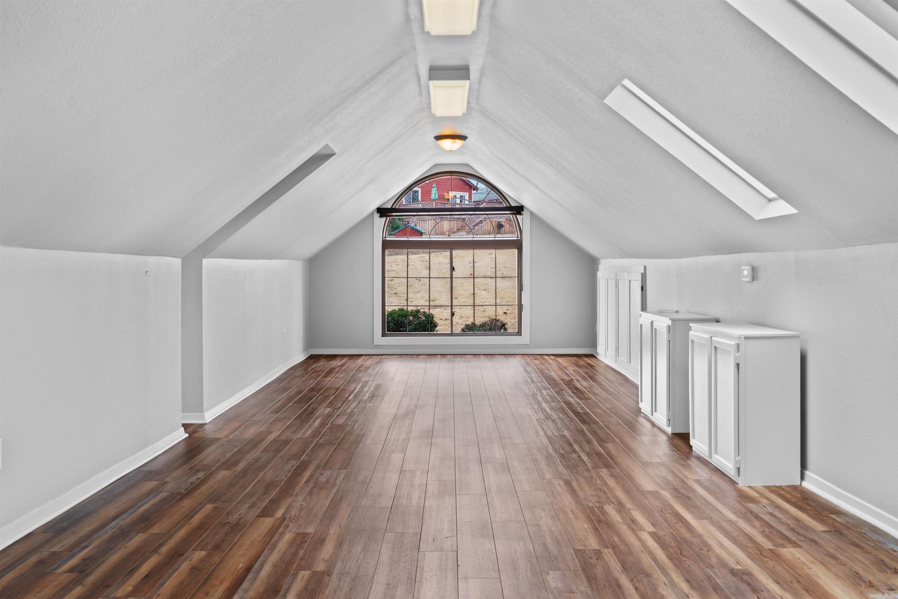 Foizies #4 - Residential