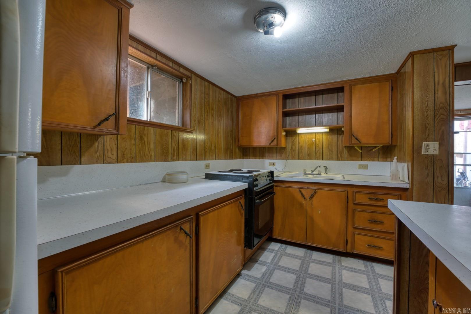 Metes & Bounds - Residential Income