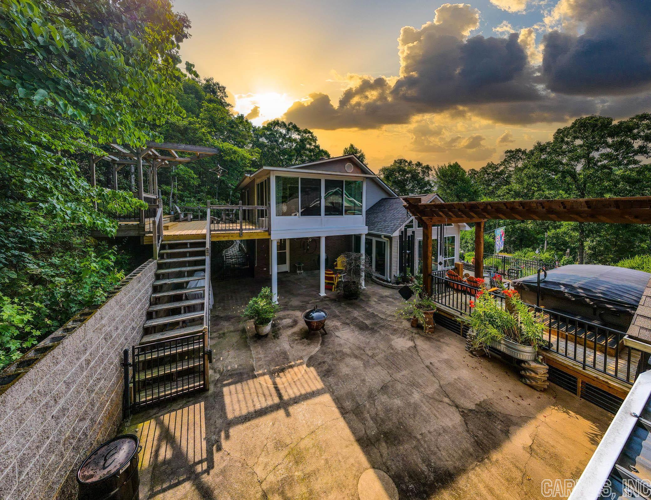 Metes & Bounds - Residential