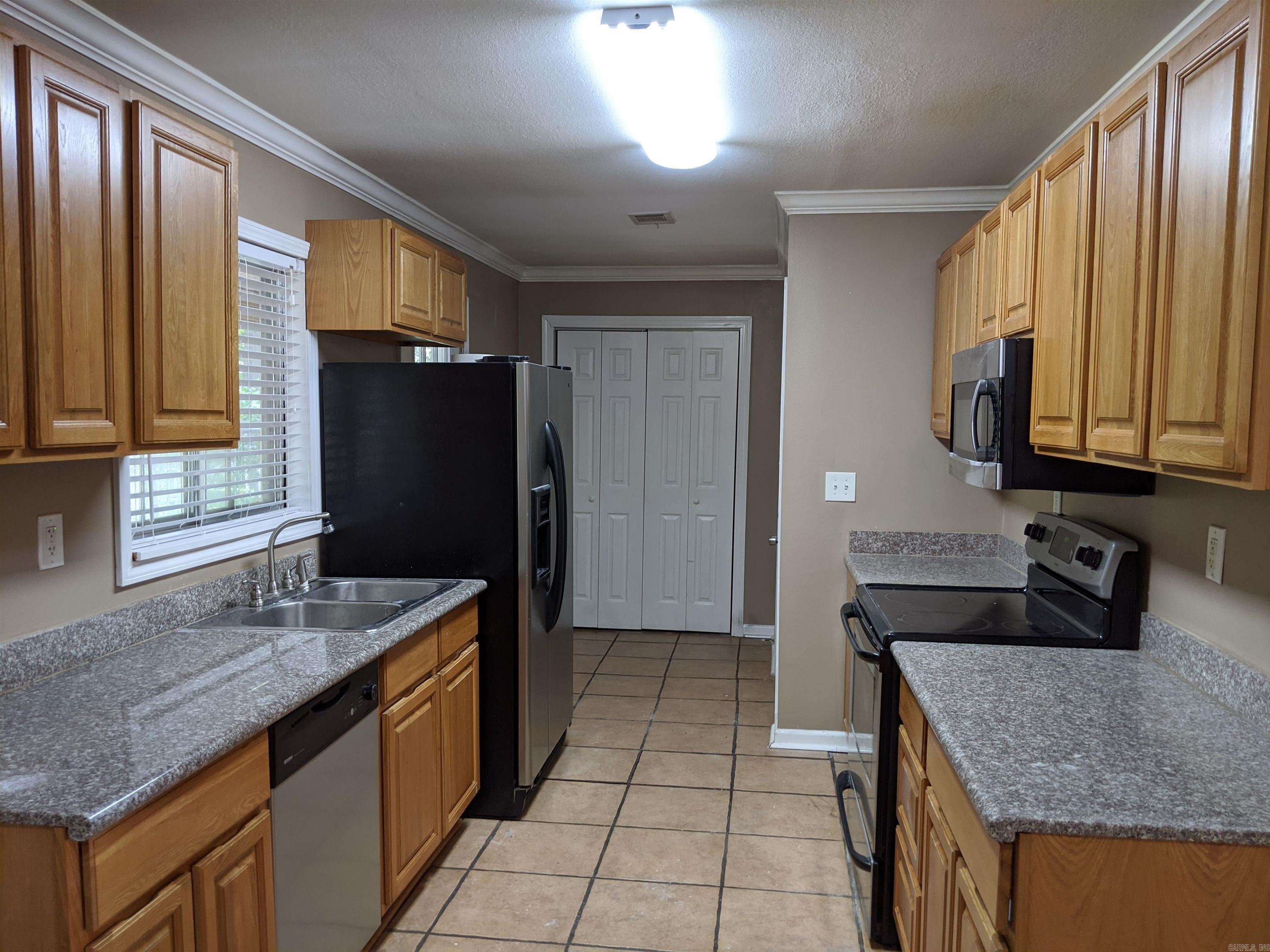 TANGLEWOOD - Residential