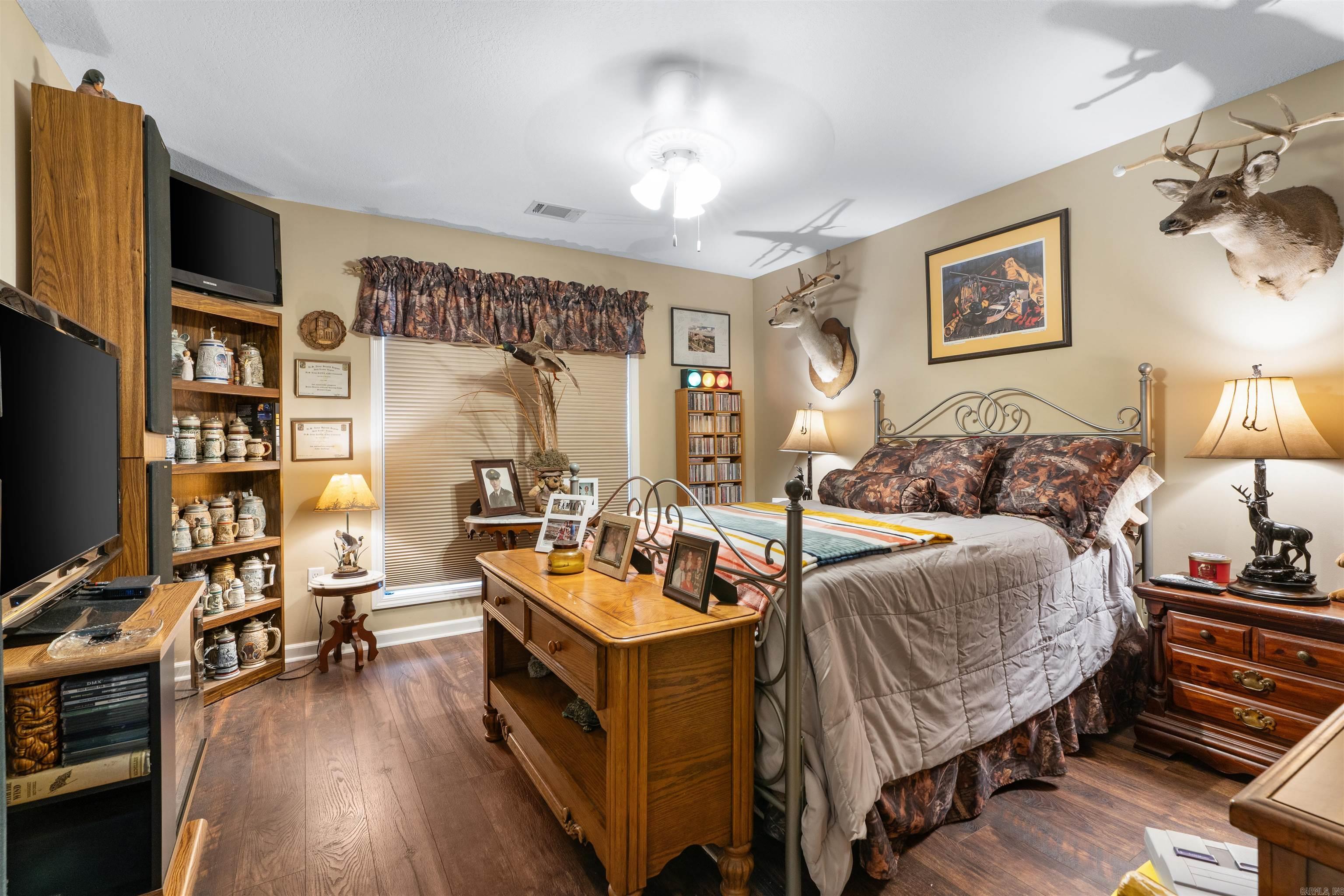 Horseshoe Estates - Residential