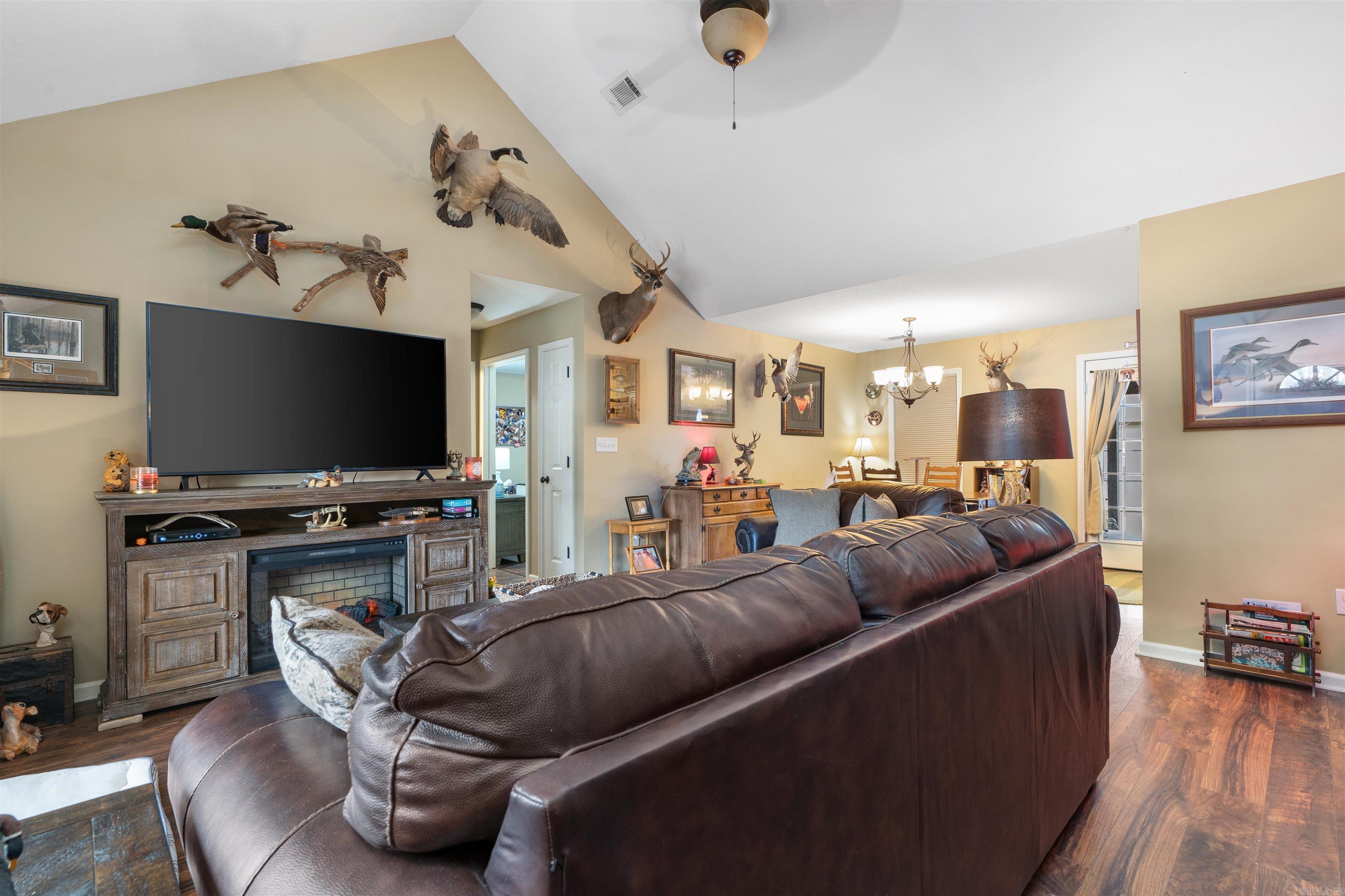 Horseshoe Estates - Residential