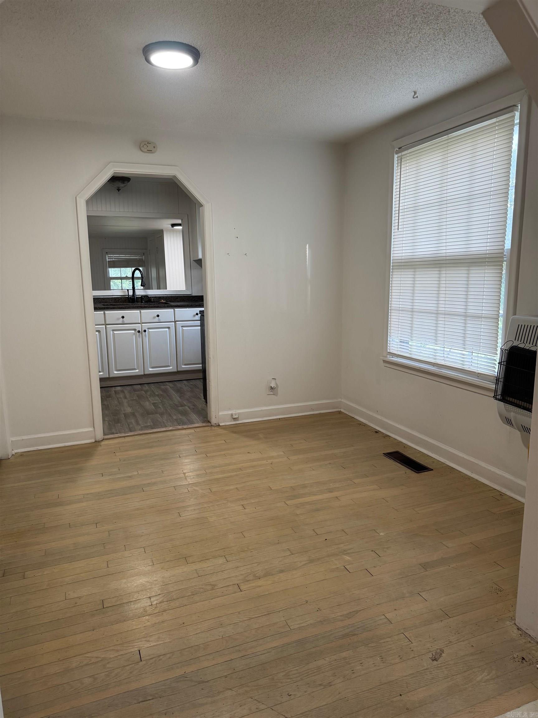 BISHOP'S - Residential