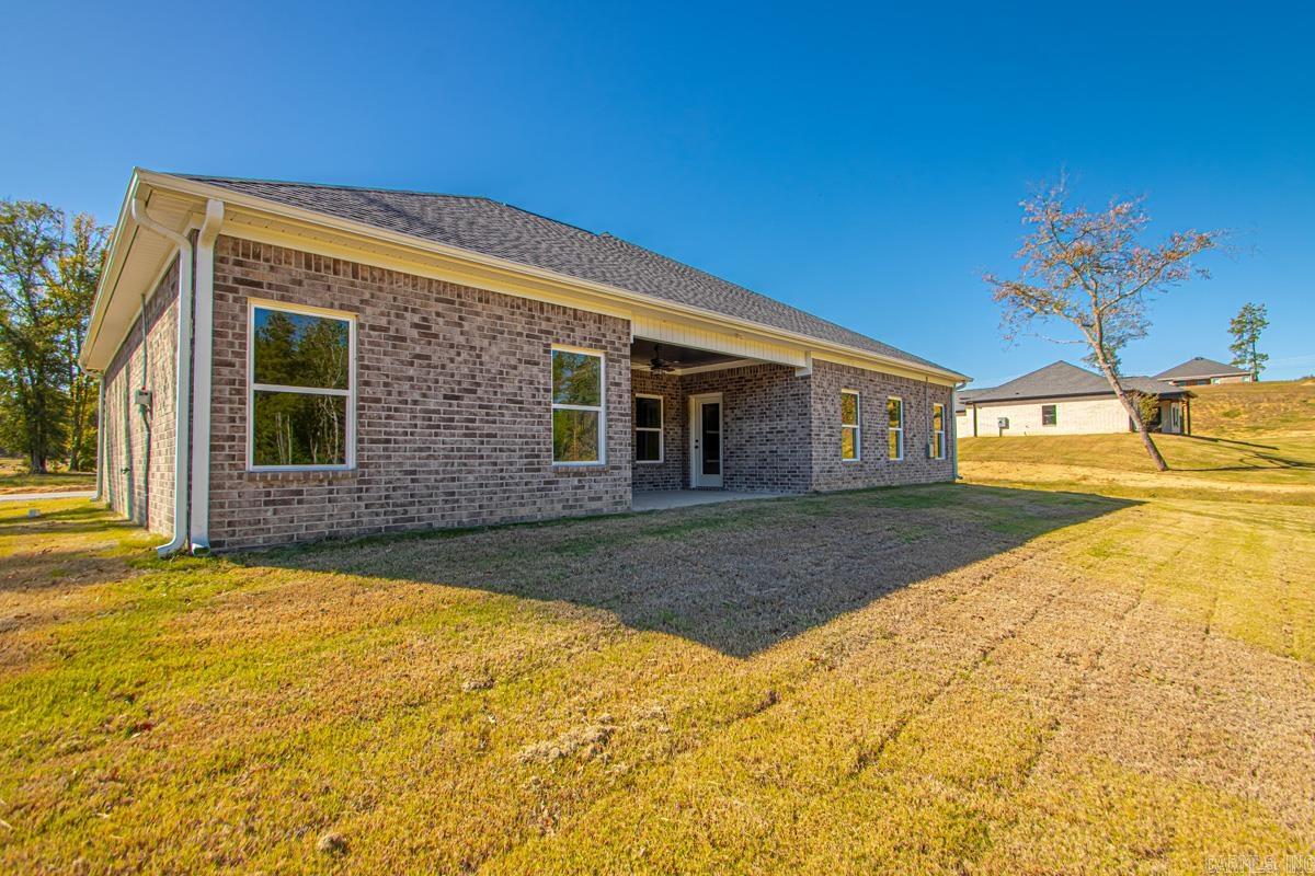 WINCHESTER ESTATES - Residential