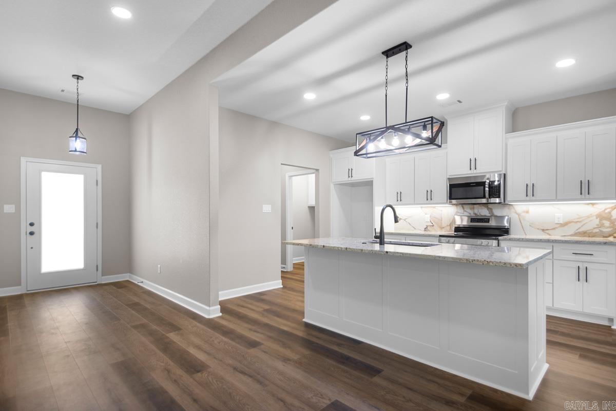 WINCHESTER ESTATES - Residential