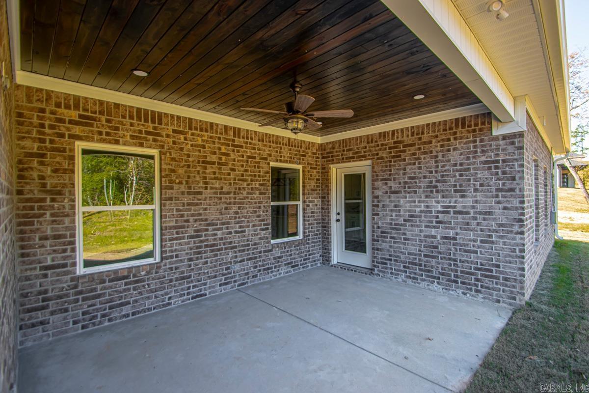 WINCHESTER ESTATES - Residential