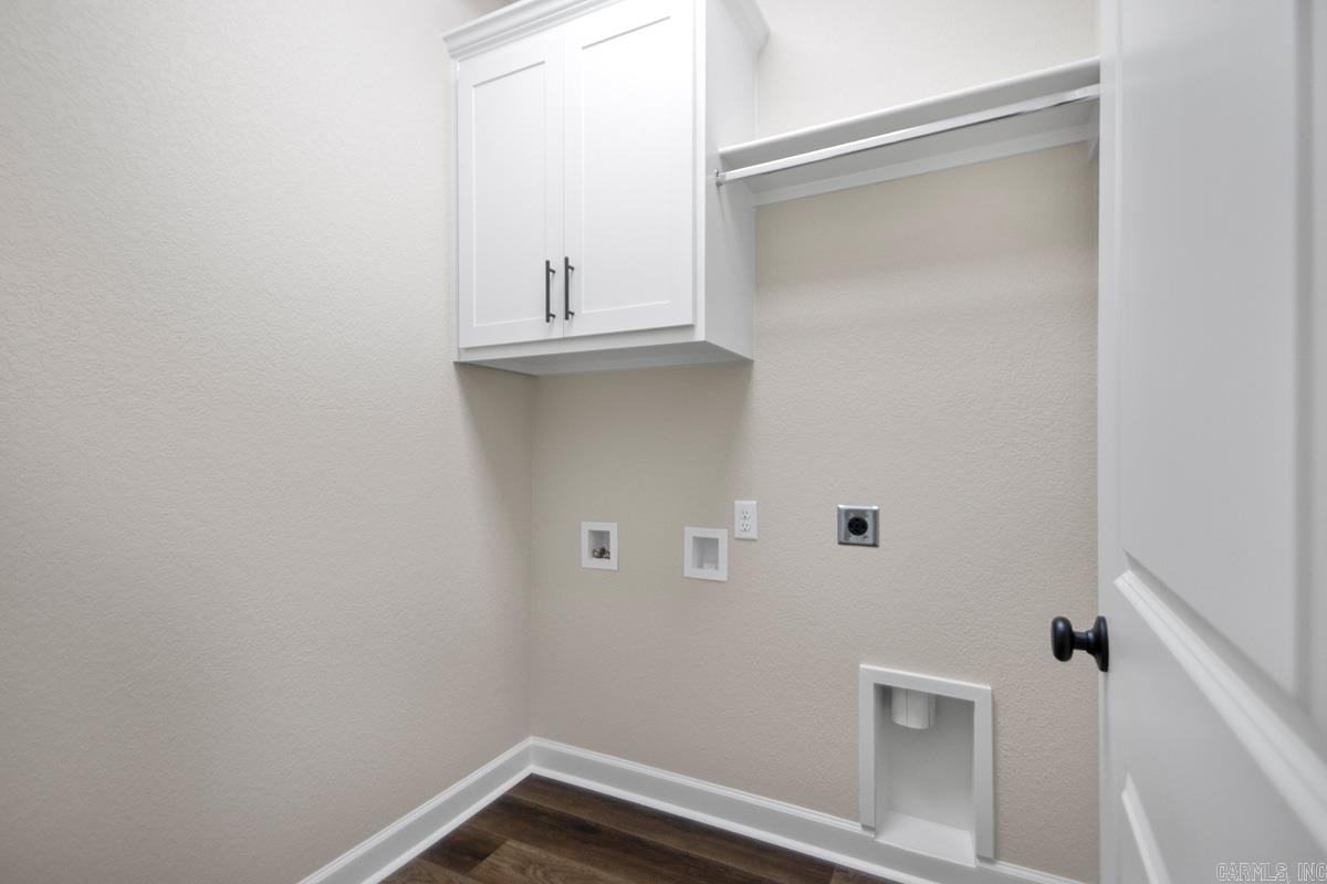 WINCHESTER ESTATES - Residential