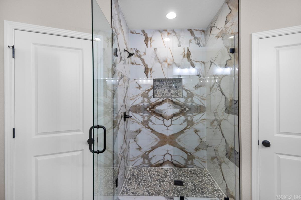 WINCHESTER ESTATES - Residential