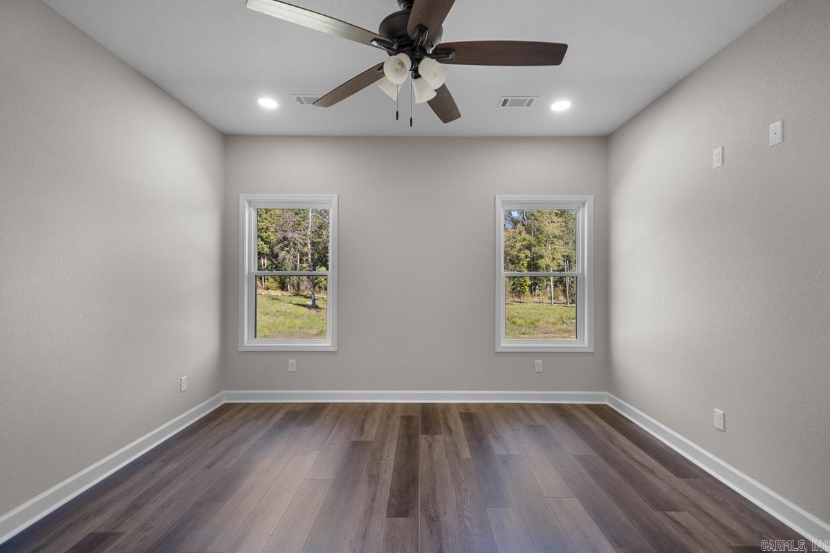 WINCHESTER ESTATES - Residential