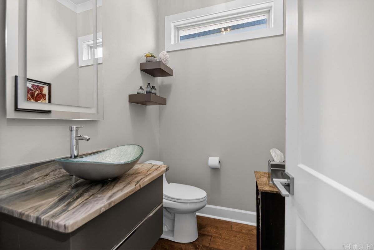 CHENAL VALLEY FALSTONE COURT - Residential