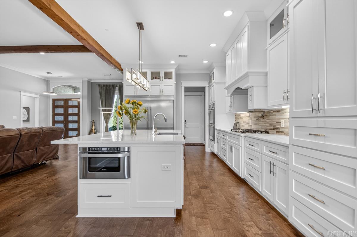 CHENAL VALLEY FALSTONE COURT - Residential