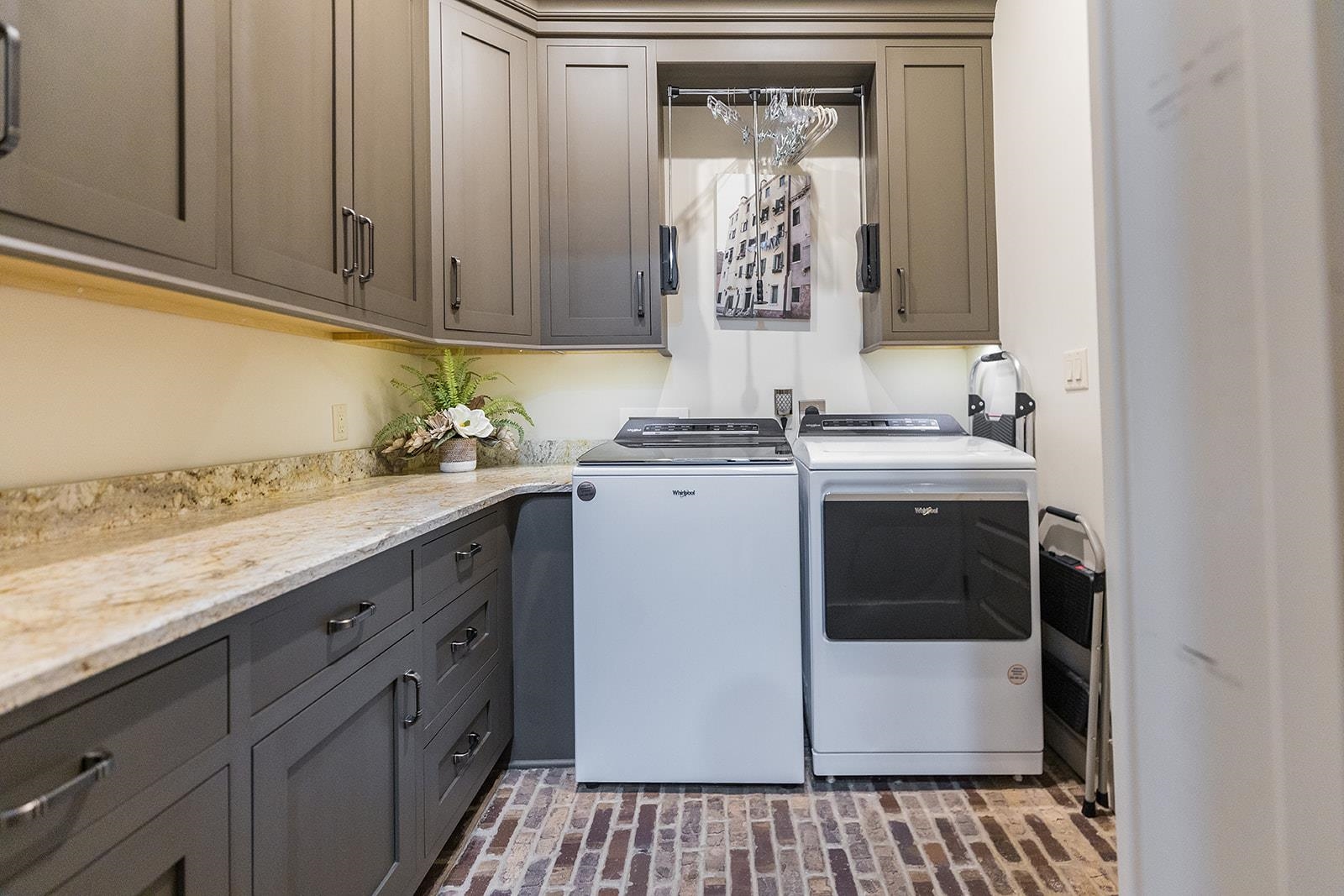 Ridgepointe Country Club - Residential