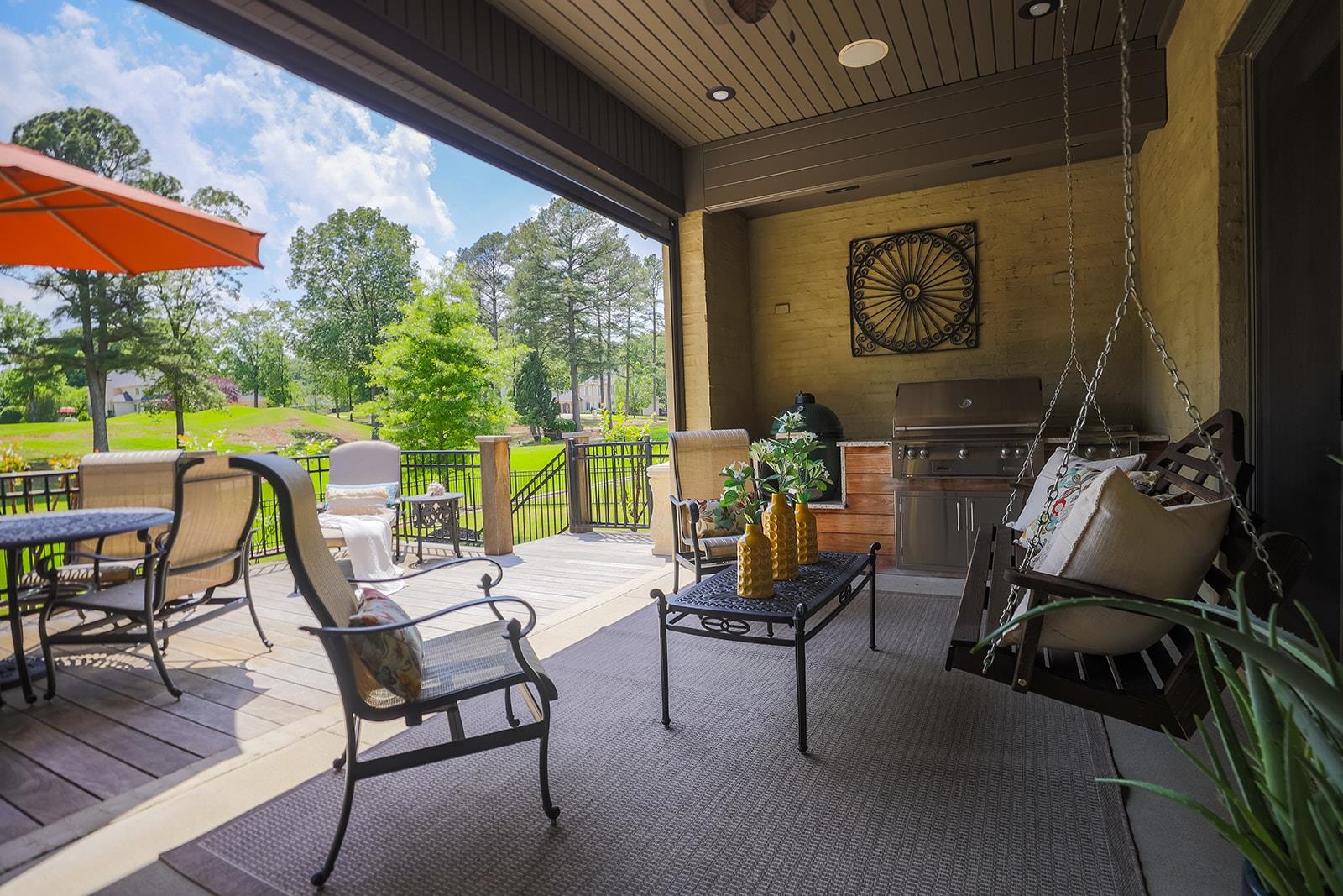 Ridgepointe Country Club - Residential