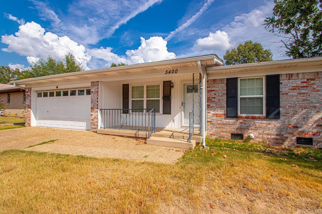 PIKE VIEW - Residential