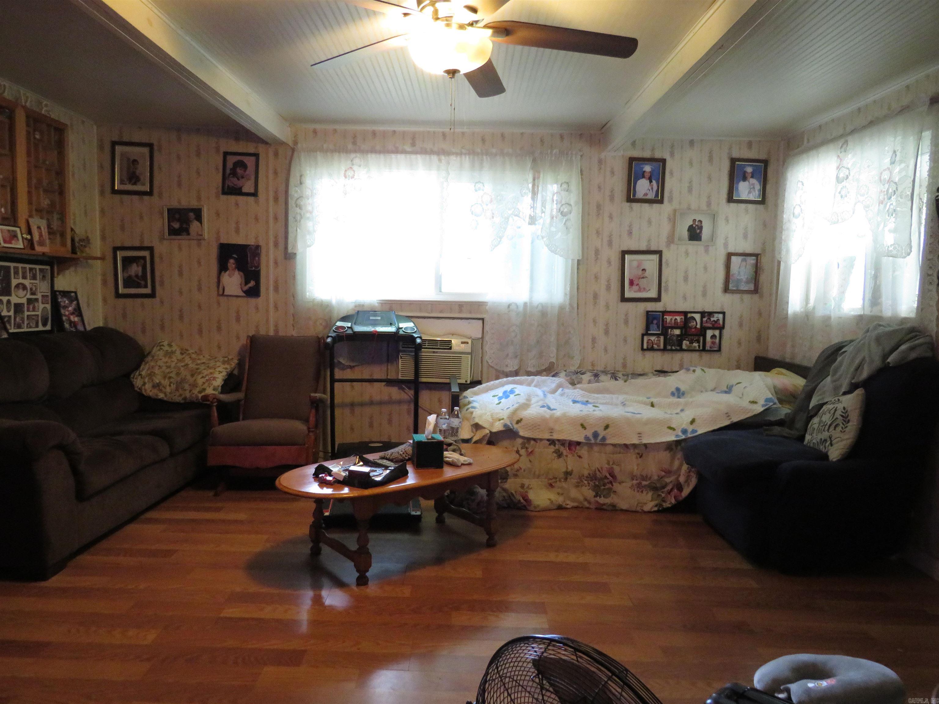 CARSON PARK - Residential