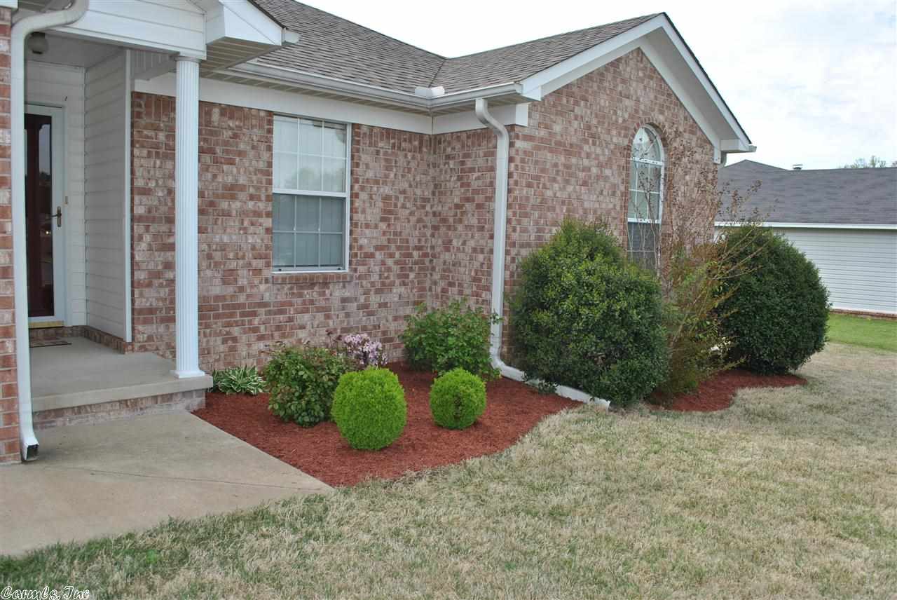 Clean 3 bed, 2 bath, brick home with a fully fenced backyard. Large rear patio and shop. Spacious open floor plan, kitchen with pantry and breakfast bar. New shingles in 2010. Living room with fireplace and high vaulted ceilings. The living room and master bed have beautiful laminate flooring. Neutral paint colors throughout. Show this home before its gone!