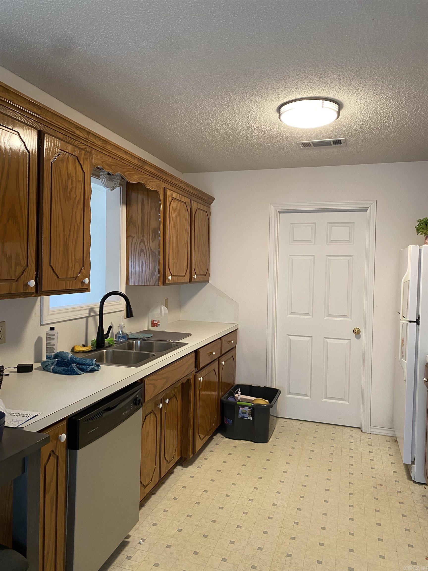 Original Mineral Springs - Residential