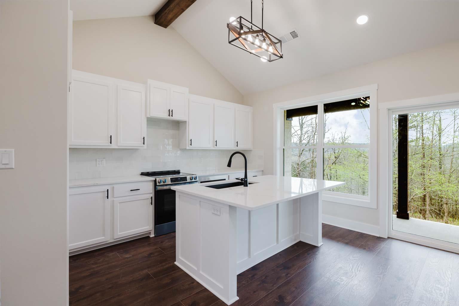 DIAMONDHEAD M1 - Residential