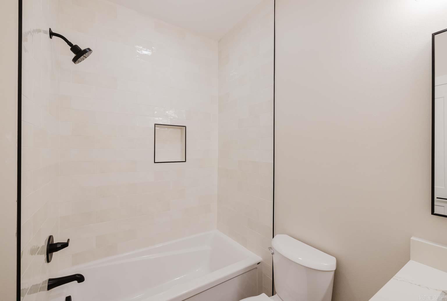 DIAMONDHEAD M1 - Residential