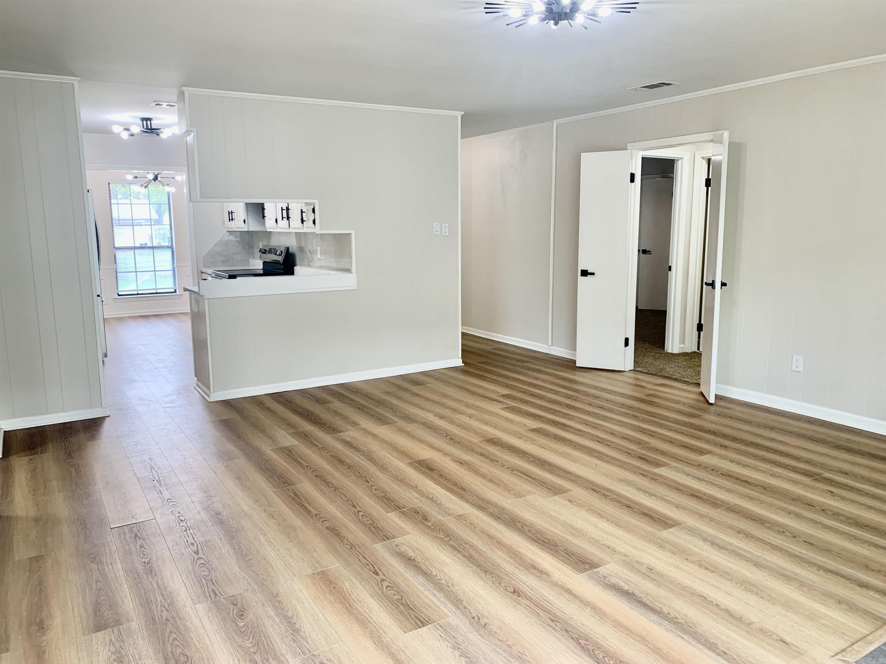 PEOPLES SOUTH - Residential