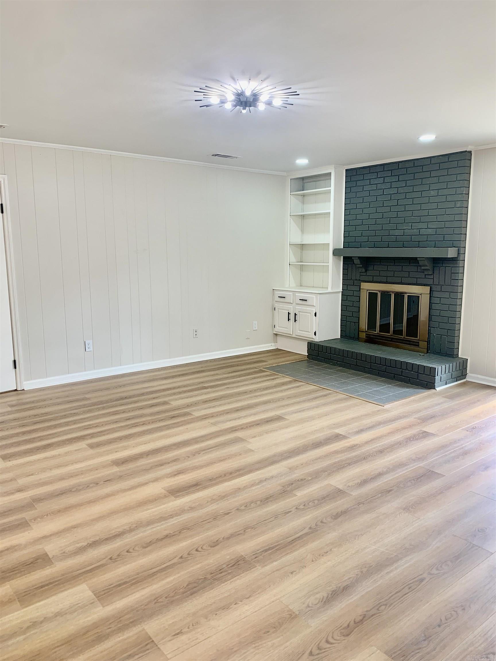 PEOPLES SOUTH - Residential