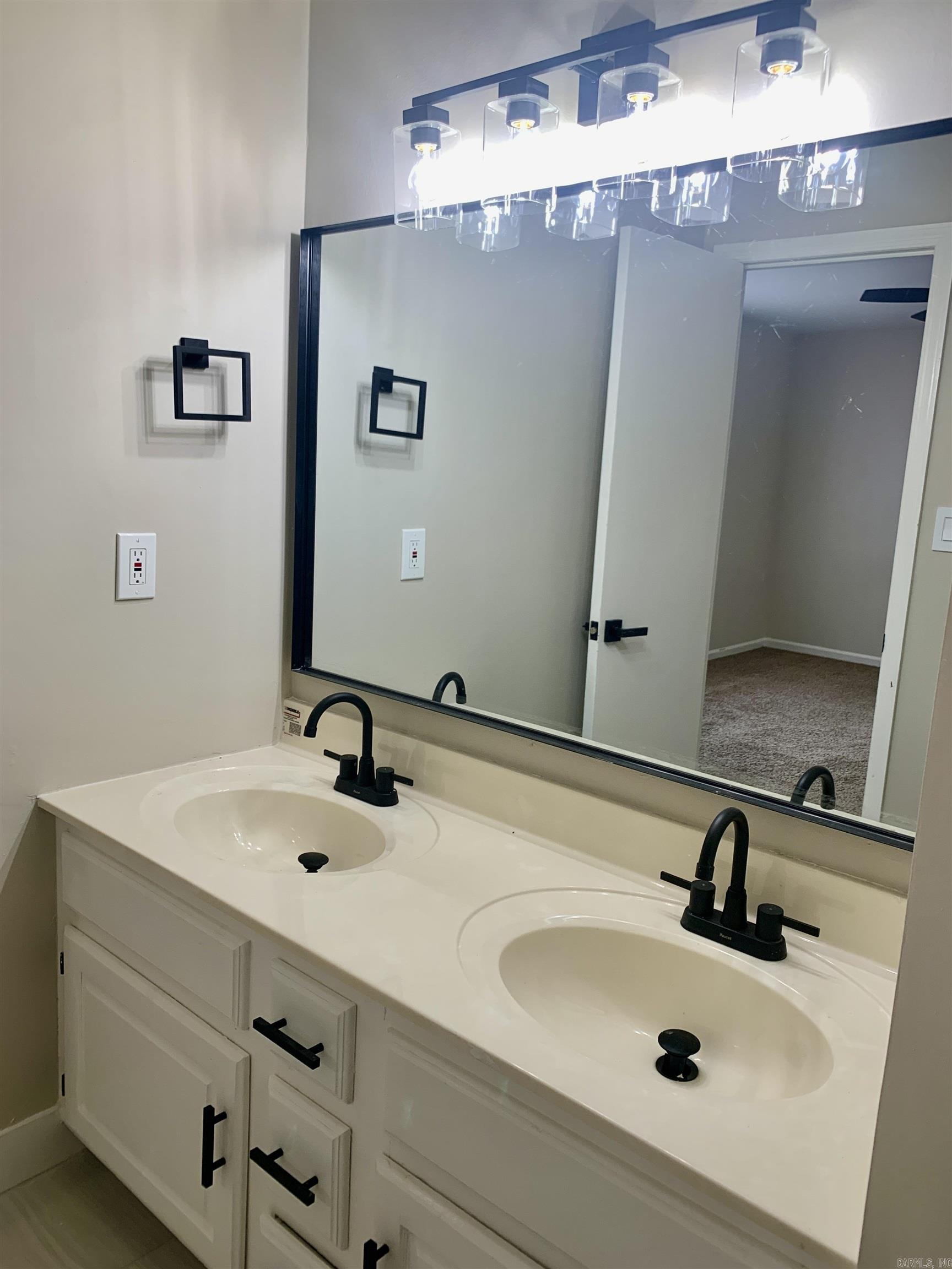 PEOPLES SOUTH - Residential