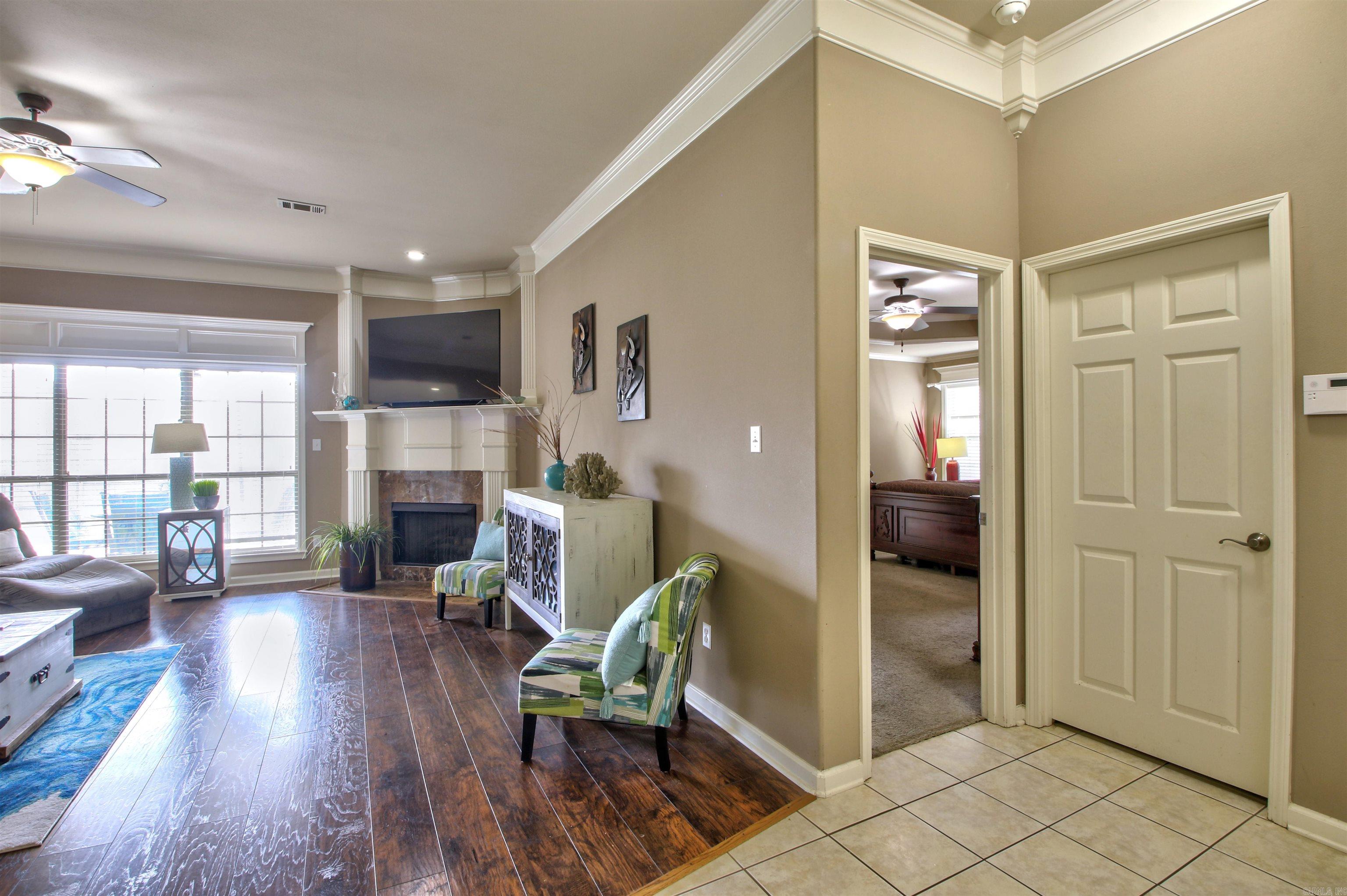 BENTLEY COURT - Residential