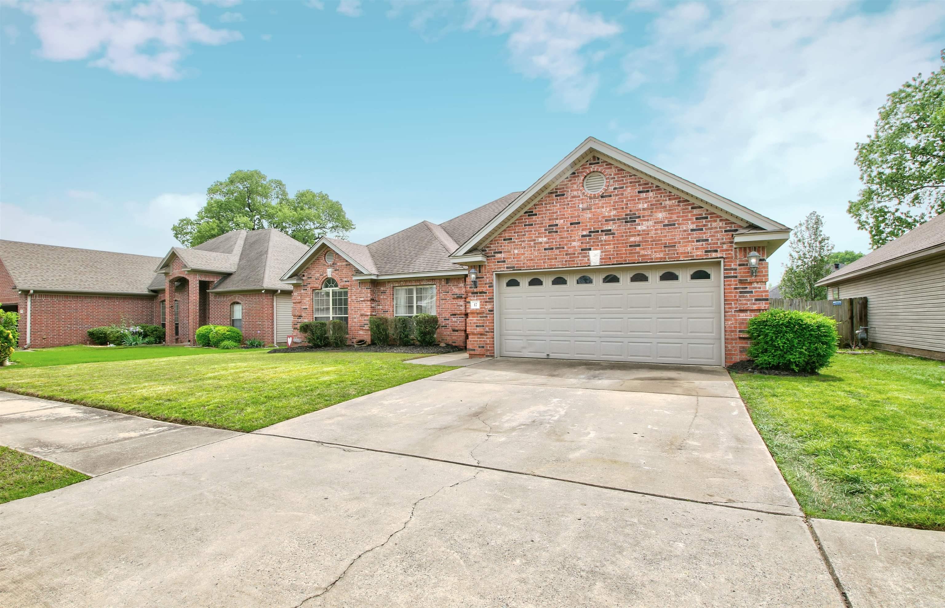 BENTLEY COURT - Residential