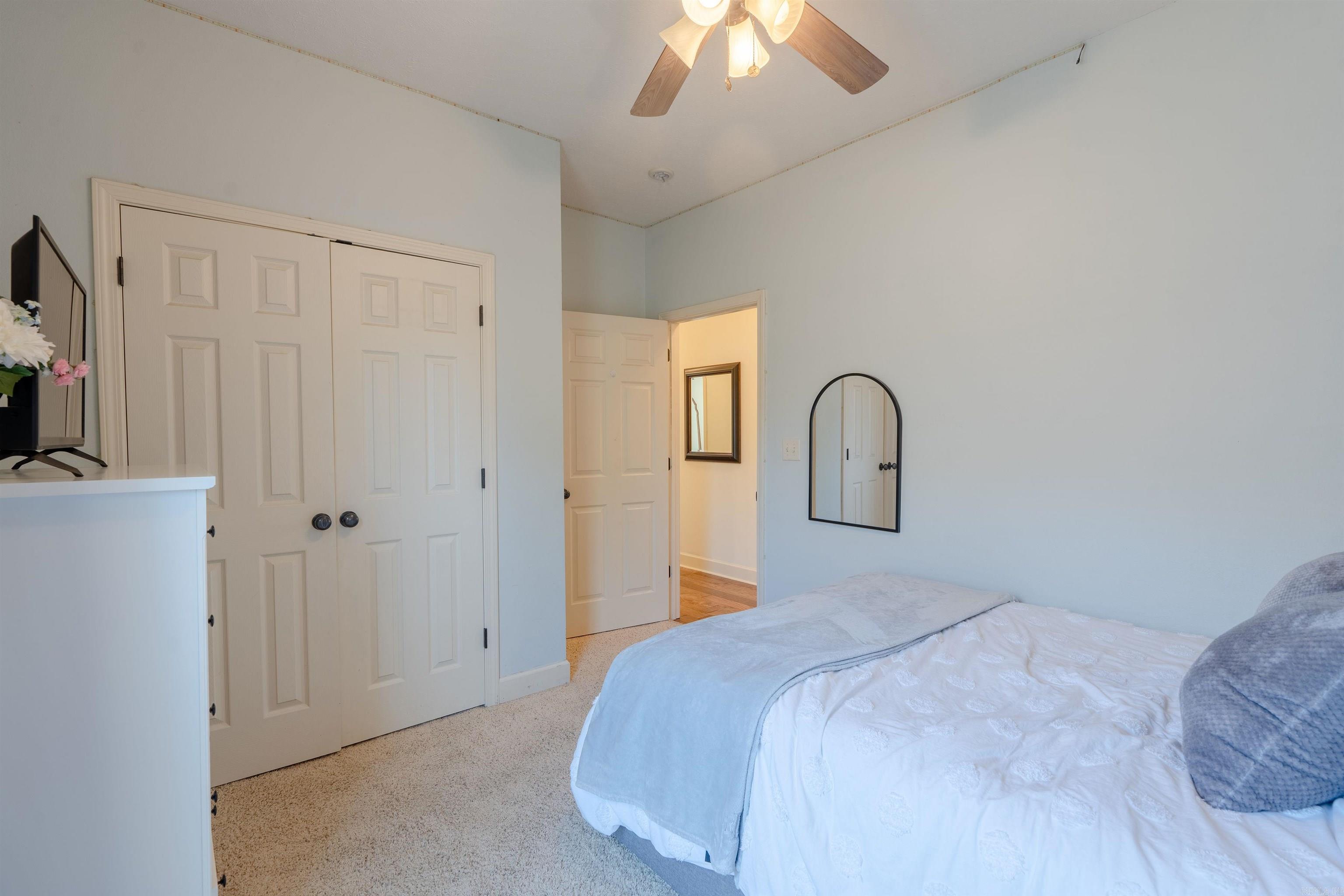 CHANDELLE - Residential