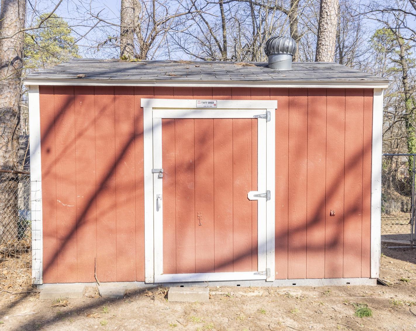 HIDDEN VALLEY - Residential