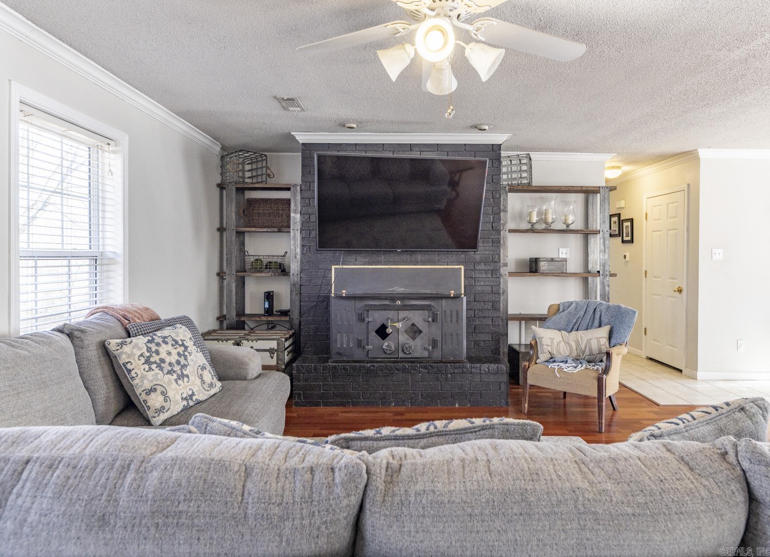 HIDDEN VALLEY - Residential