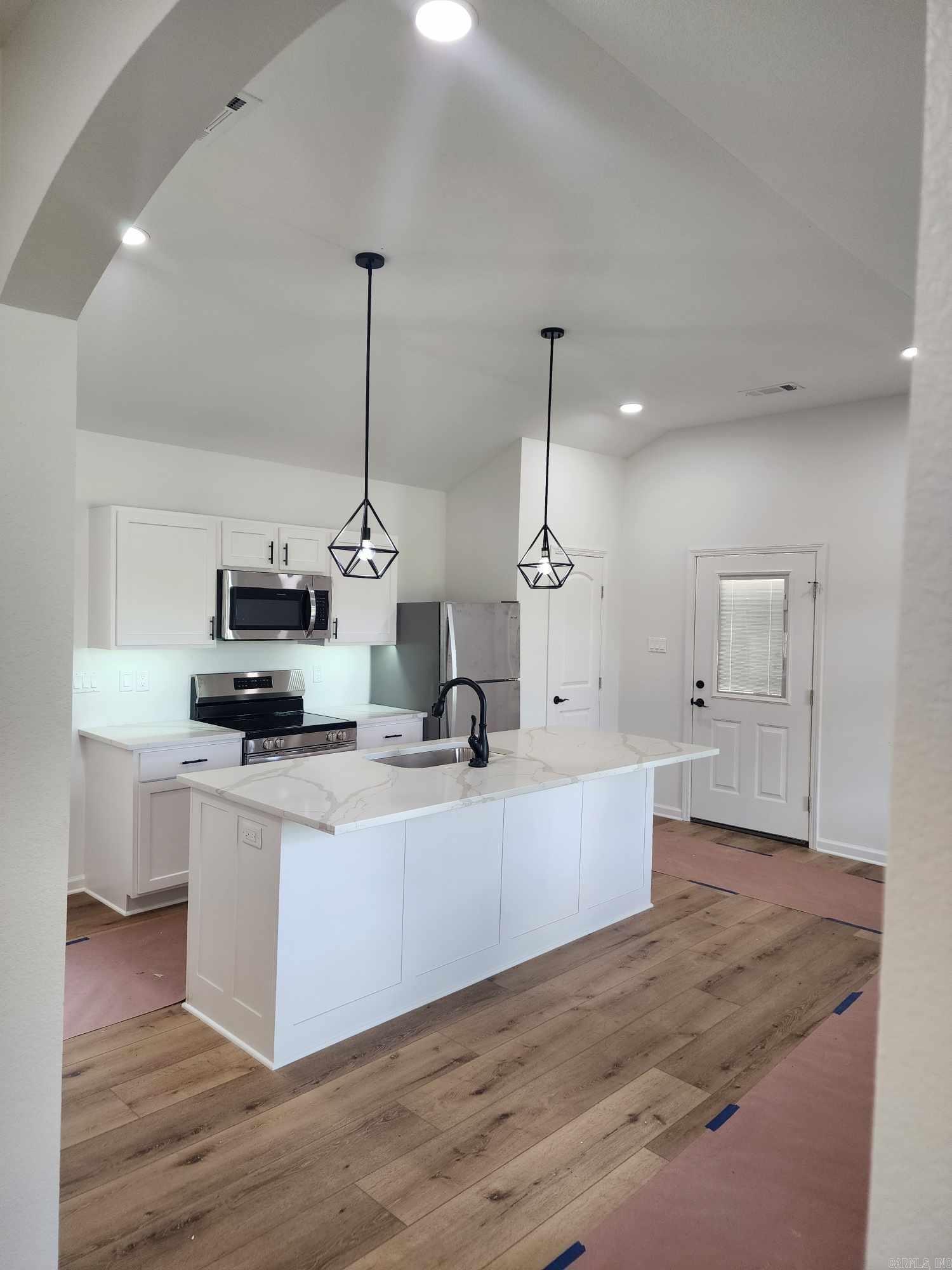 BEEBE ORIGINAL - Residential