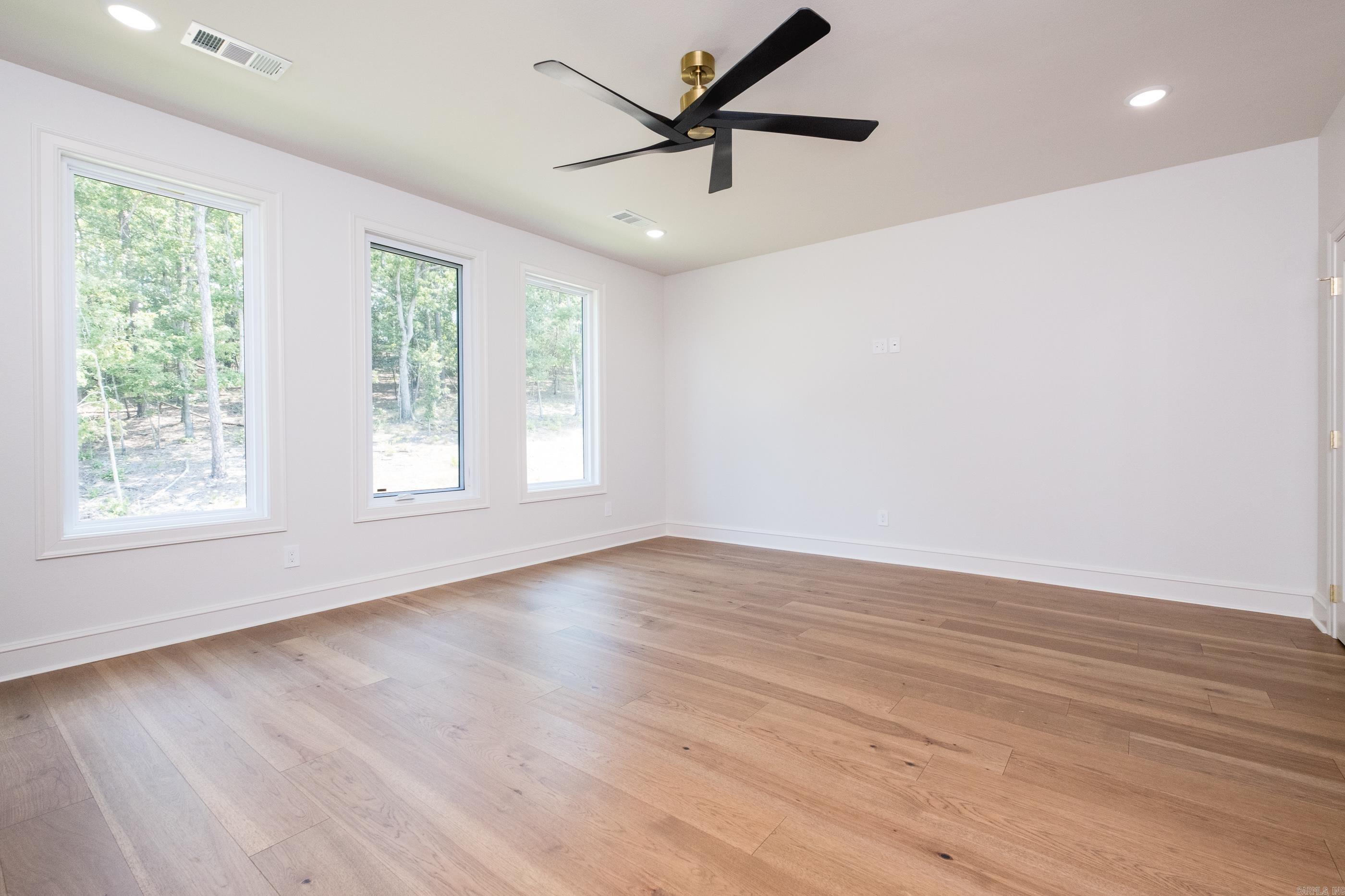 CHENAL VALLEY ABINGTON COURT - Residential