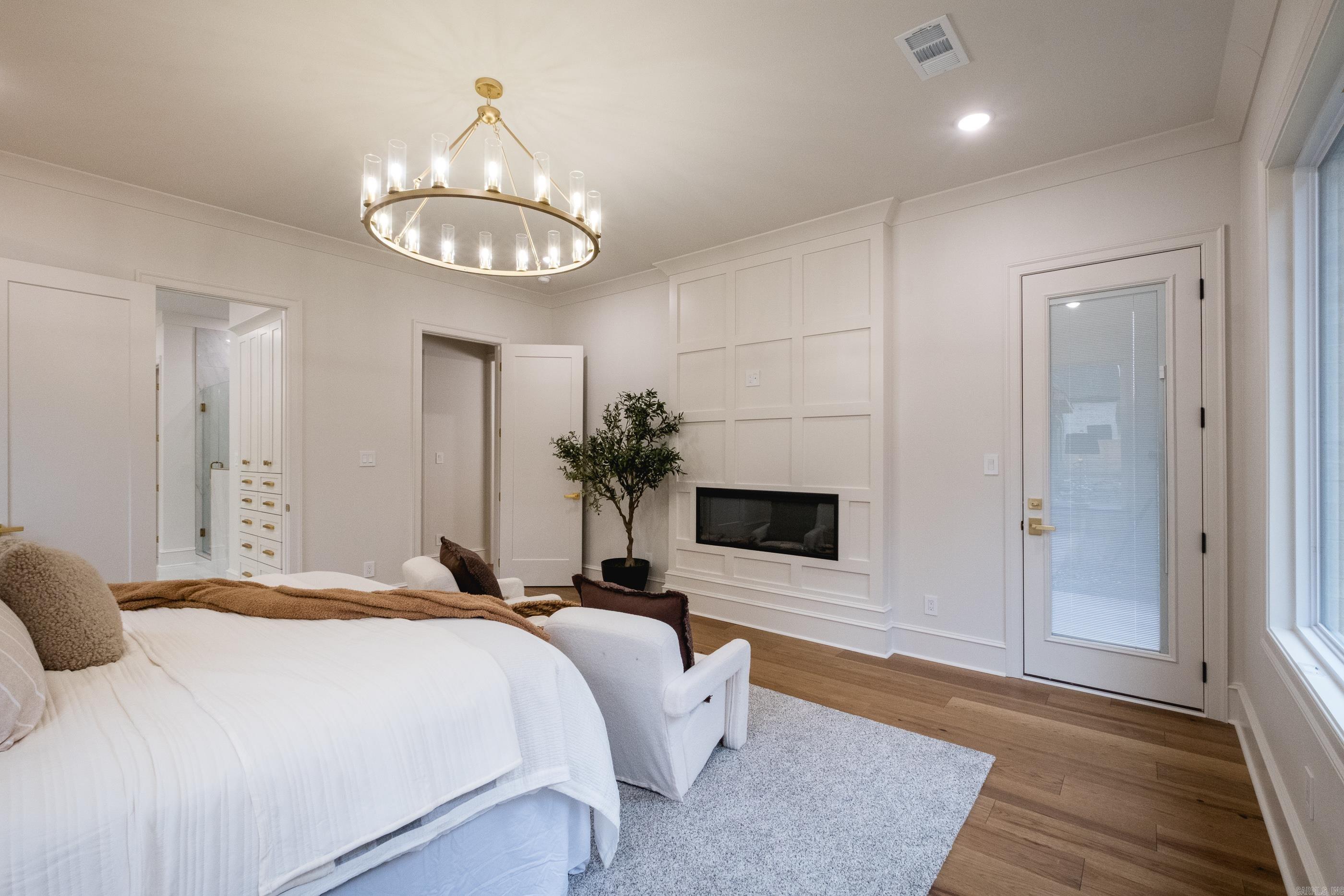 CHENAL VALLEY ABINGTON COURT - Residential