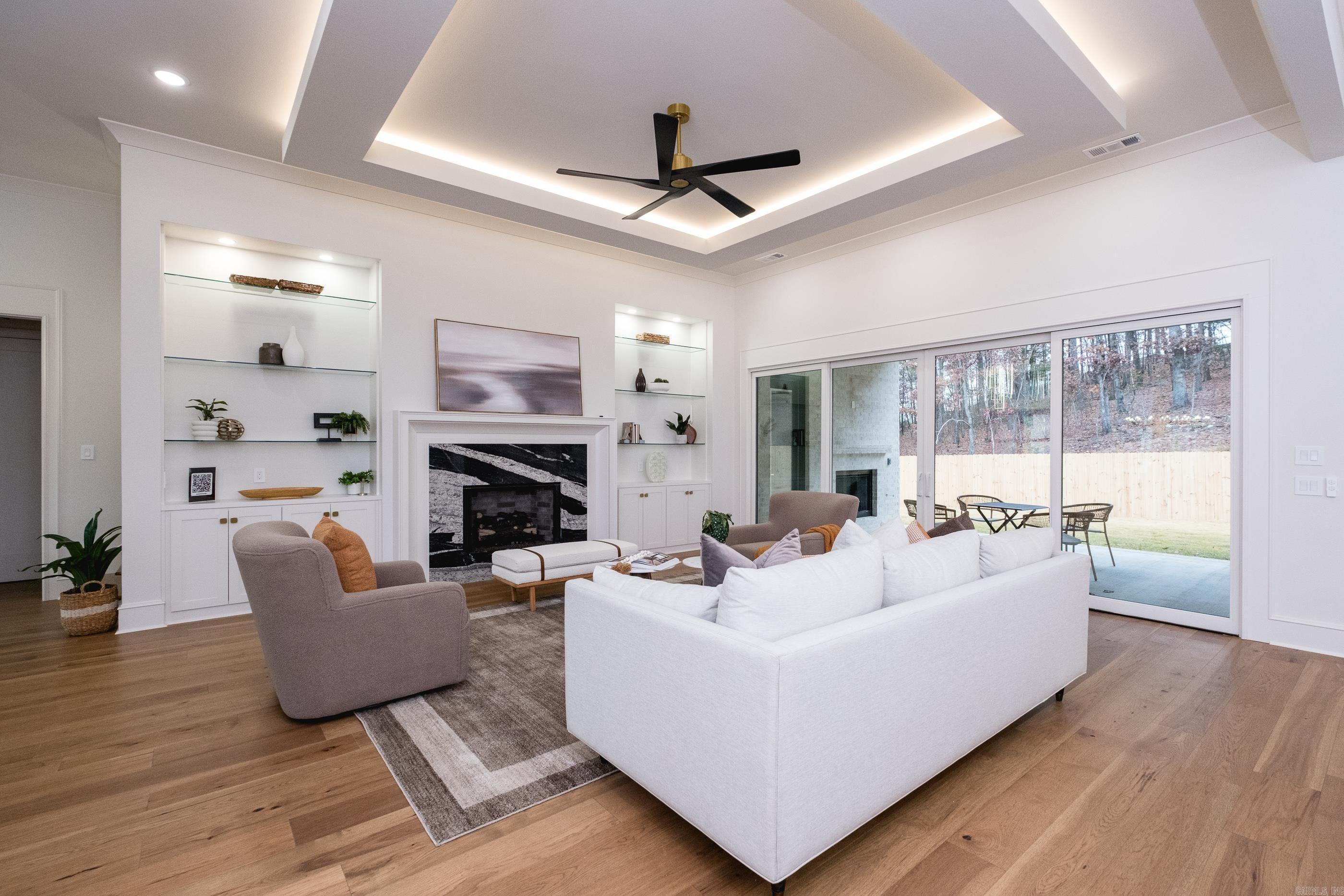 CHENAL VALLEY ABINGTON COURT - Residential