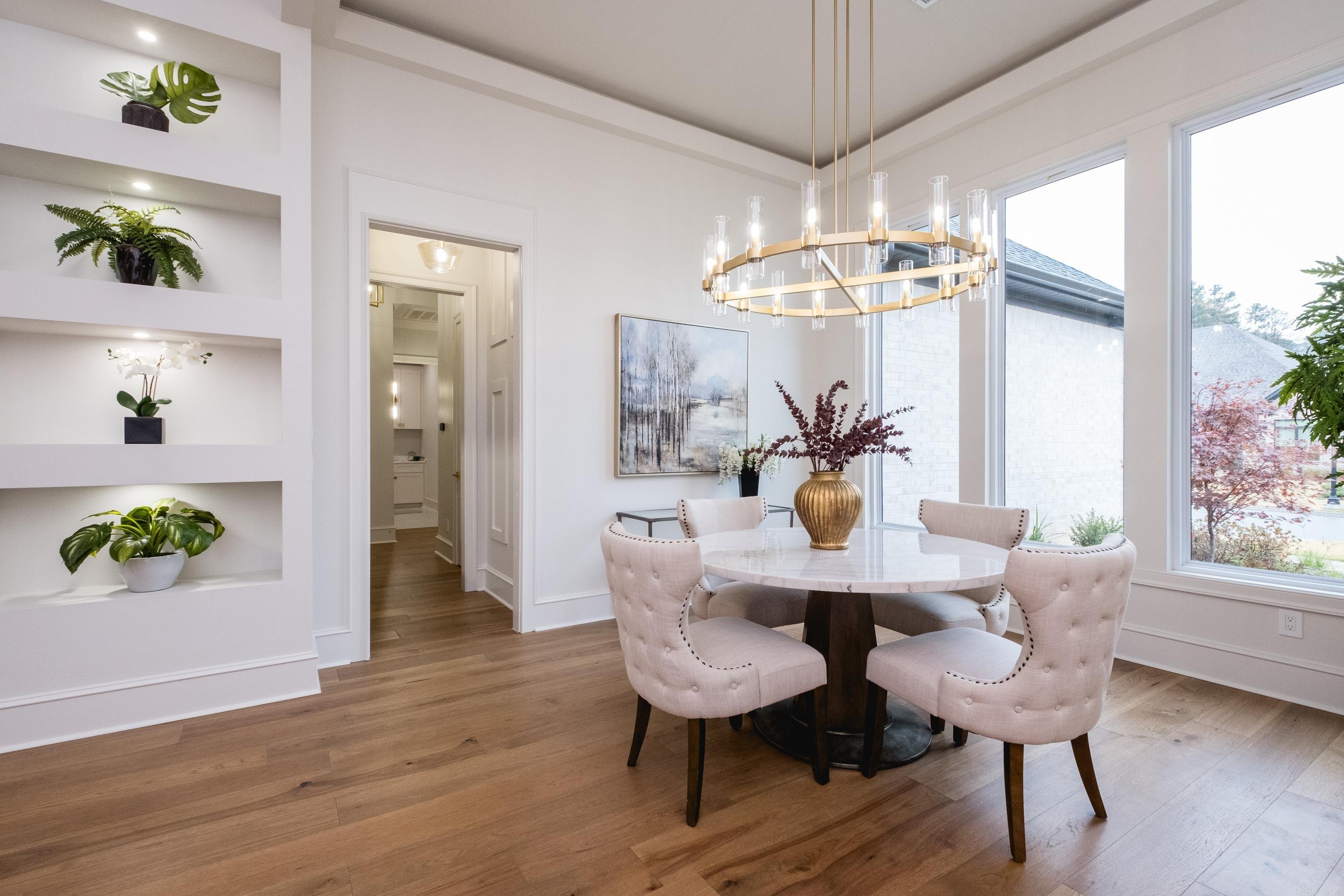 CHENAL VALLEY ABINGTON COURT - Residential