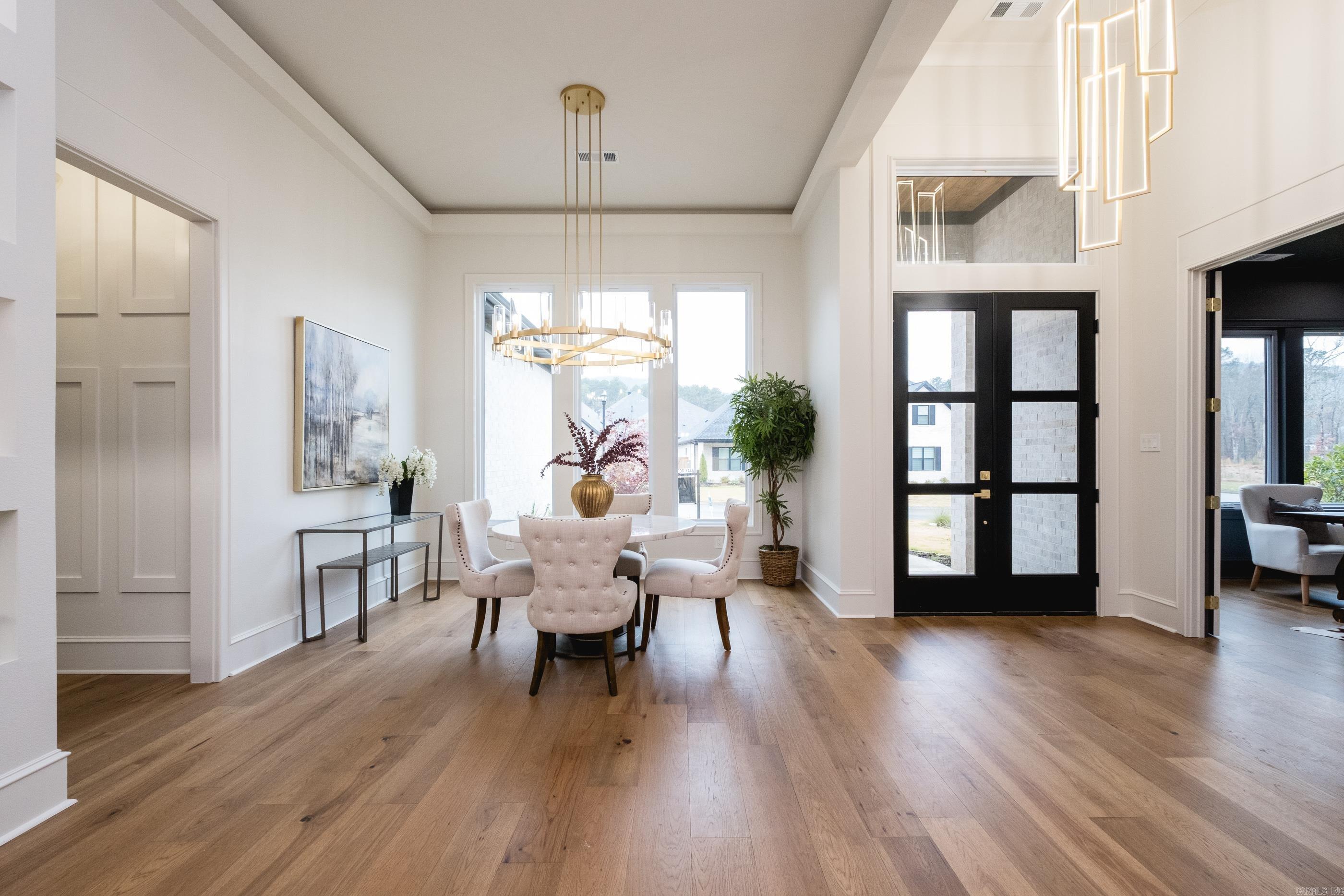 CHENAL VALLEY ABINGTON COURT - Residential