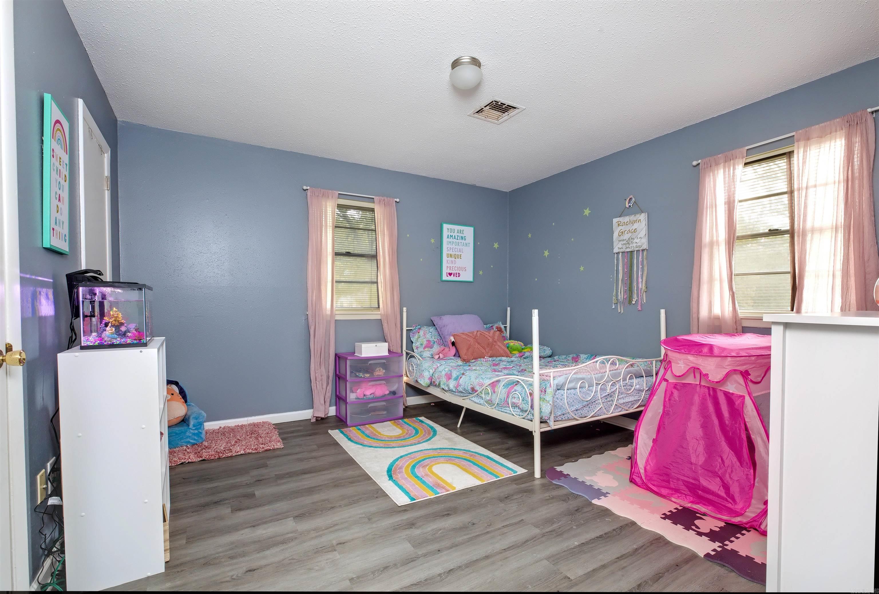 FOREST ACRES ADD - Residential