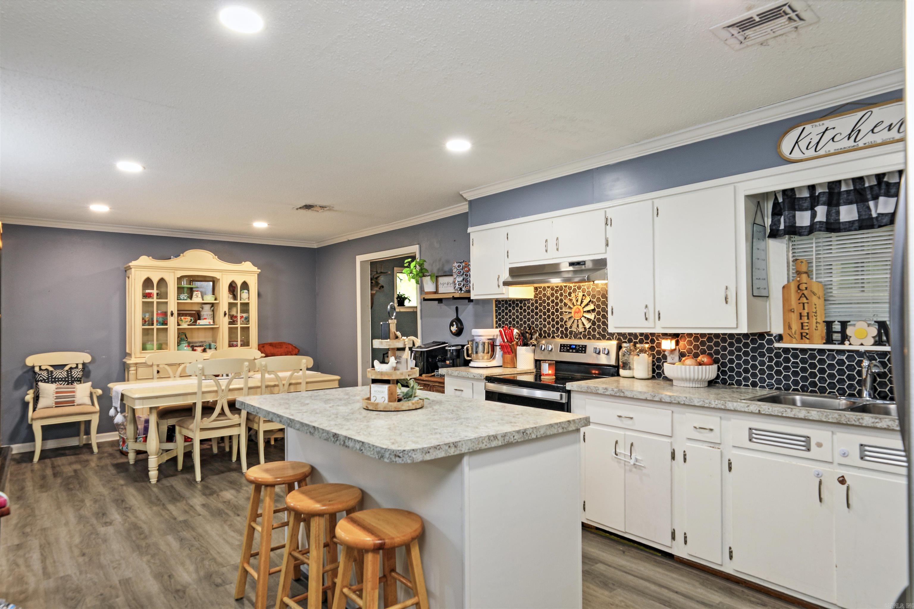 FOREST ACRES ADD - Residential