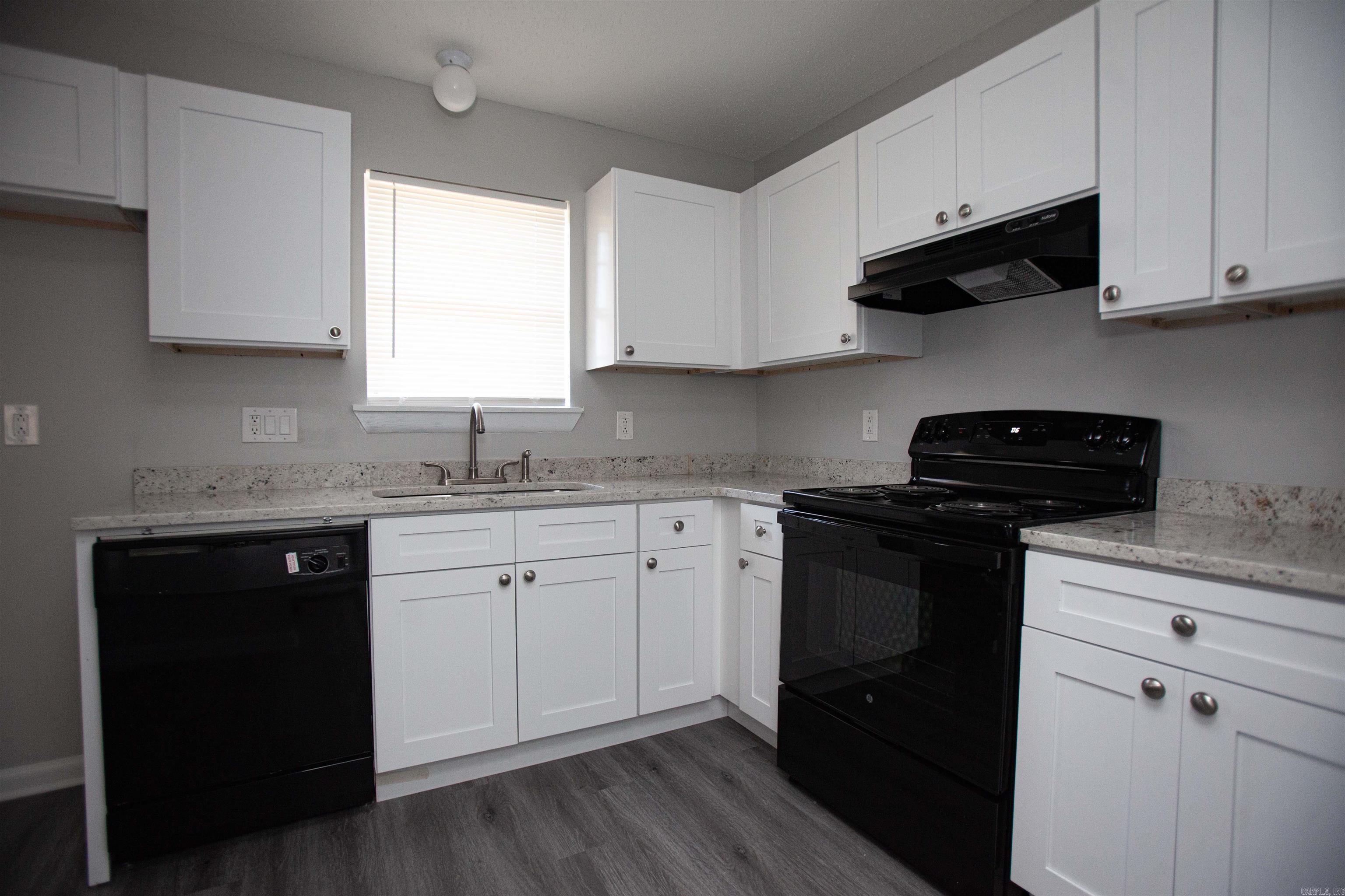 HICKMAN & MCCONNELL - Residential