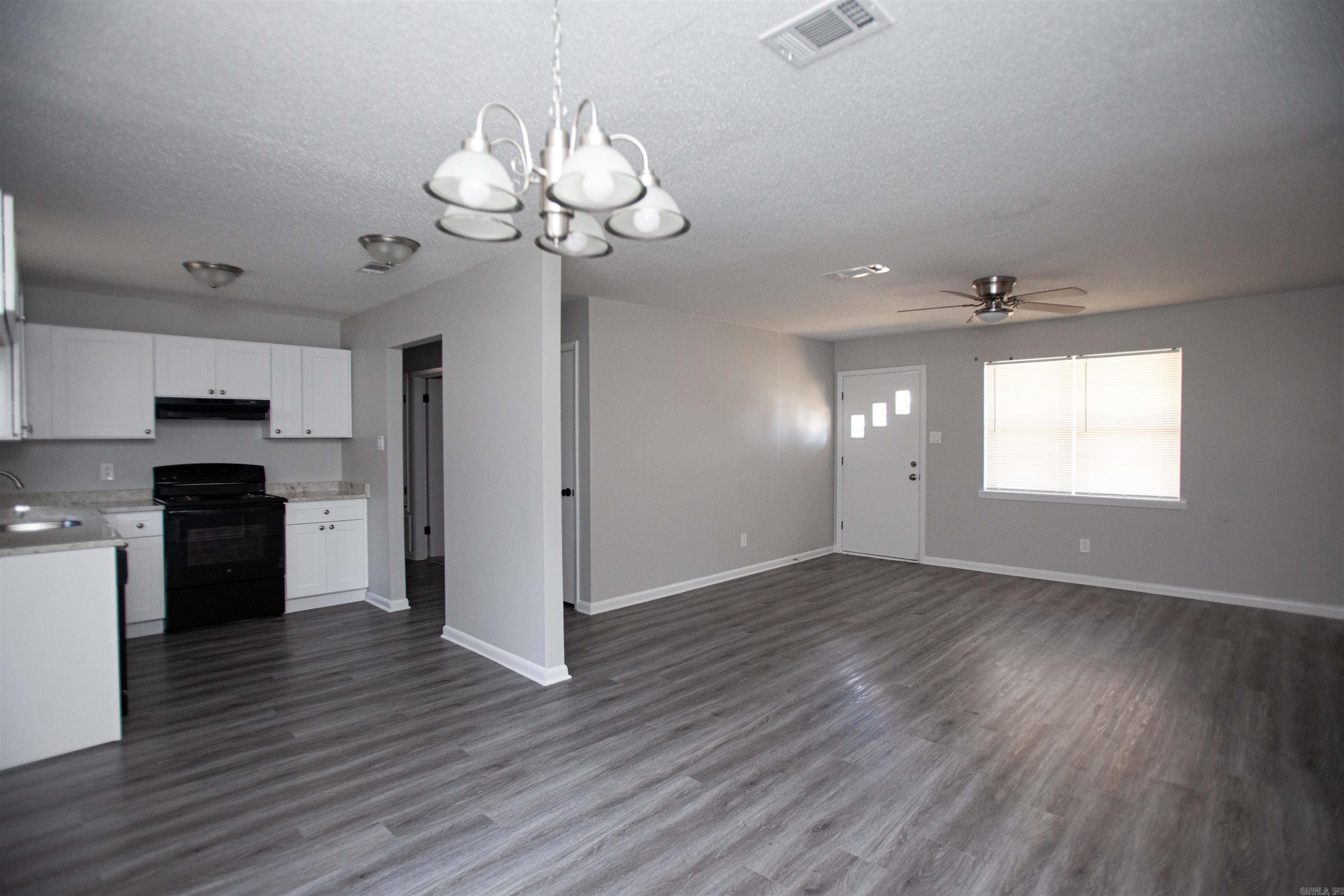 HICKMAN & MCCONNELL - Residential