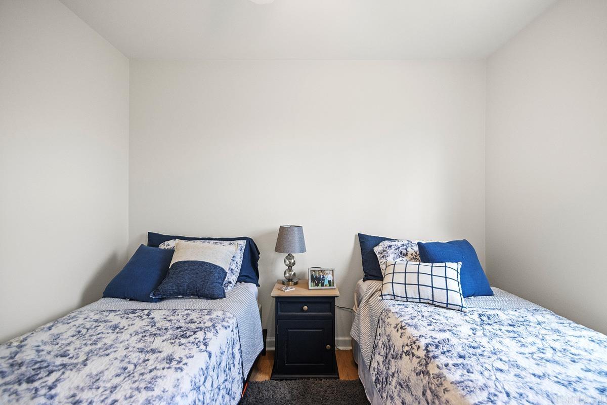 MEADOWLAKE - Residential