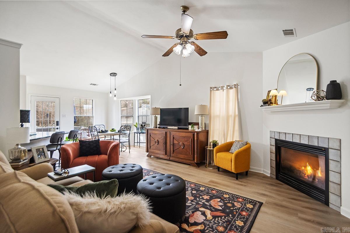 MEADOWLAKE - Residential