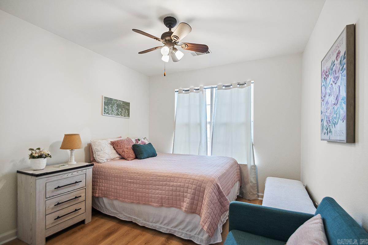 MEADOWLAKE - Residential